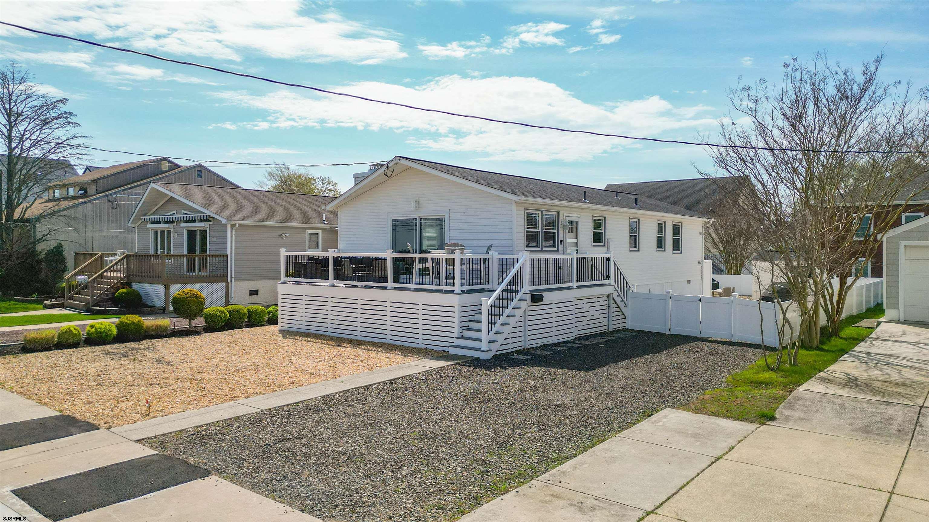 120 Roosevelt Blvd