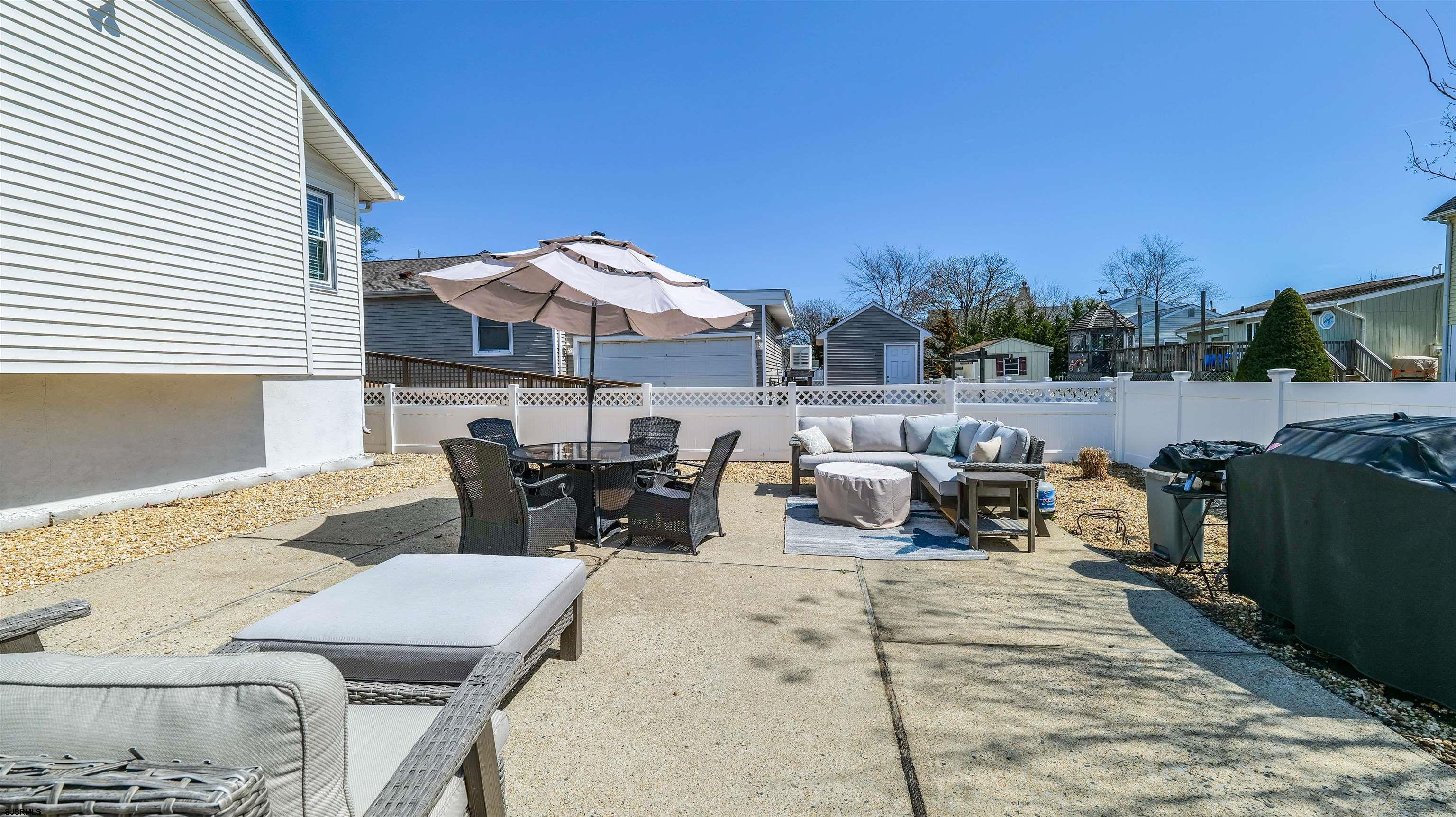120 Roosevelt Blvd