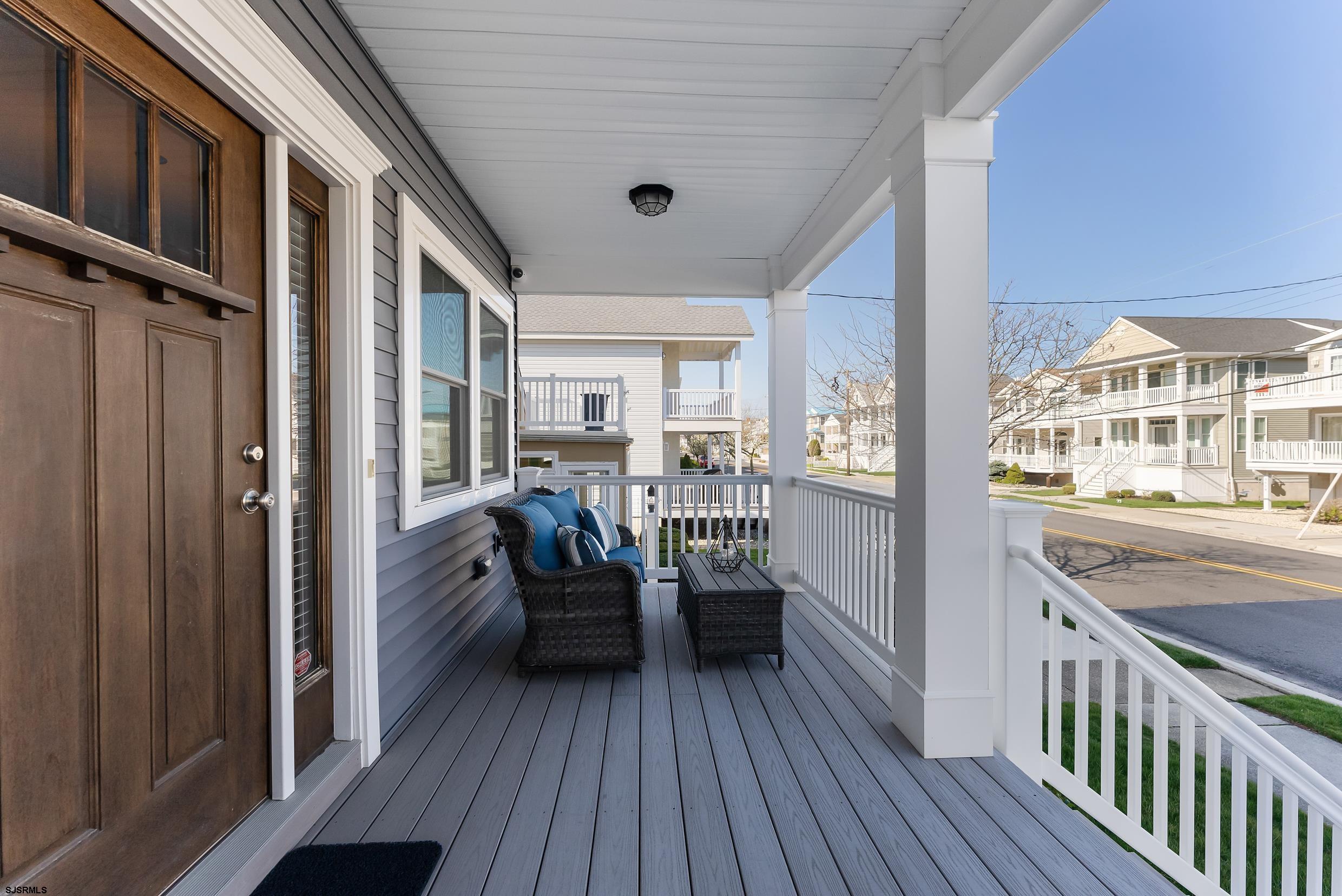 3621 Asbury Ave Unit: 1st Floor