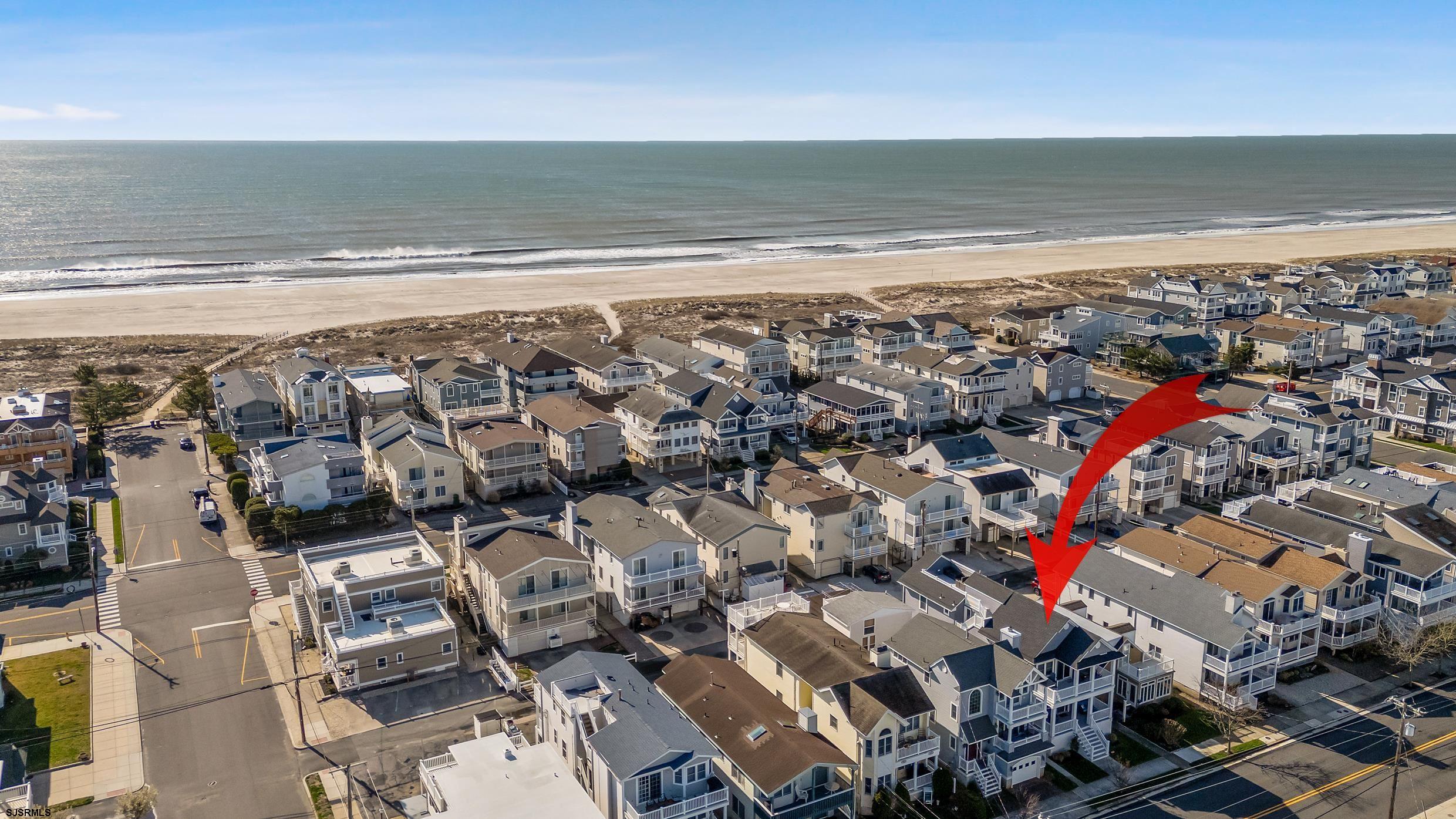 3621 Asbury Ave Unit: 1st Floor