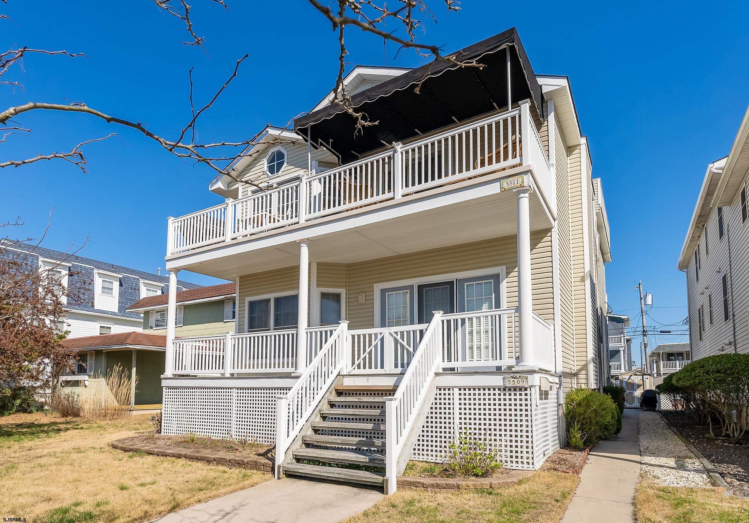 5511 Simpson Ave Unit: 2