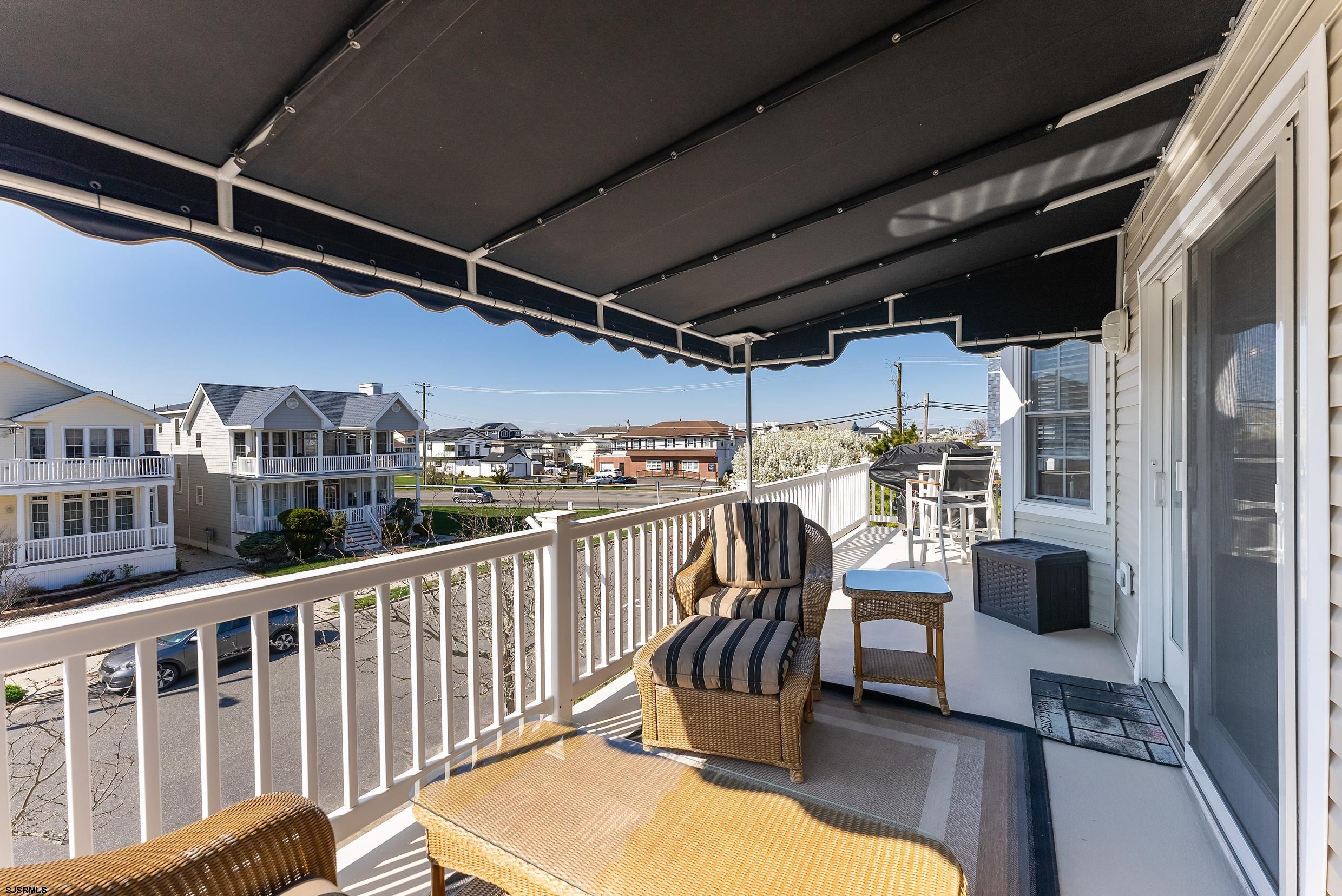 5511 Simpson Ave Unit: 2
