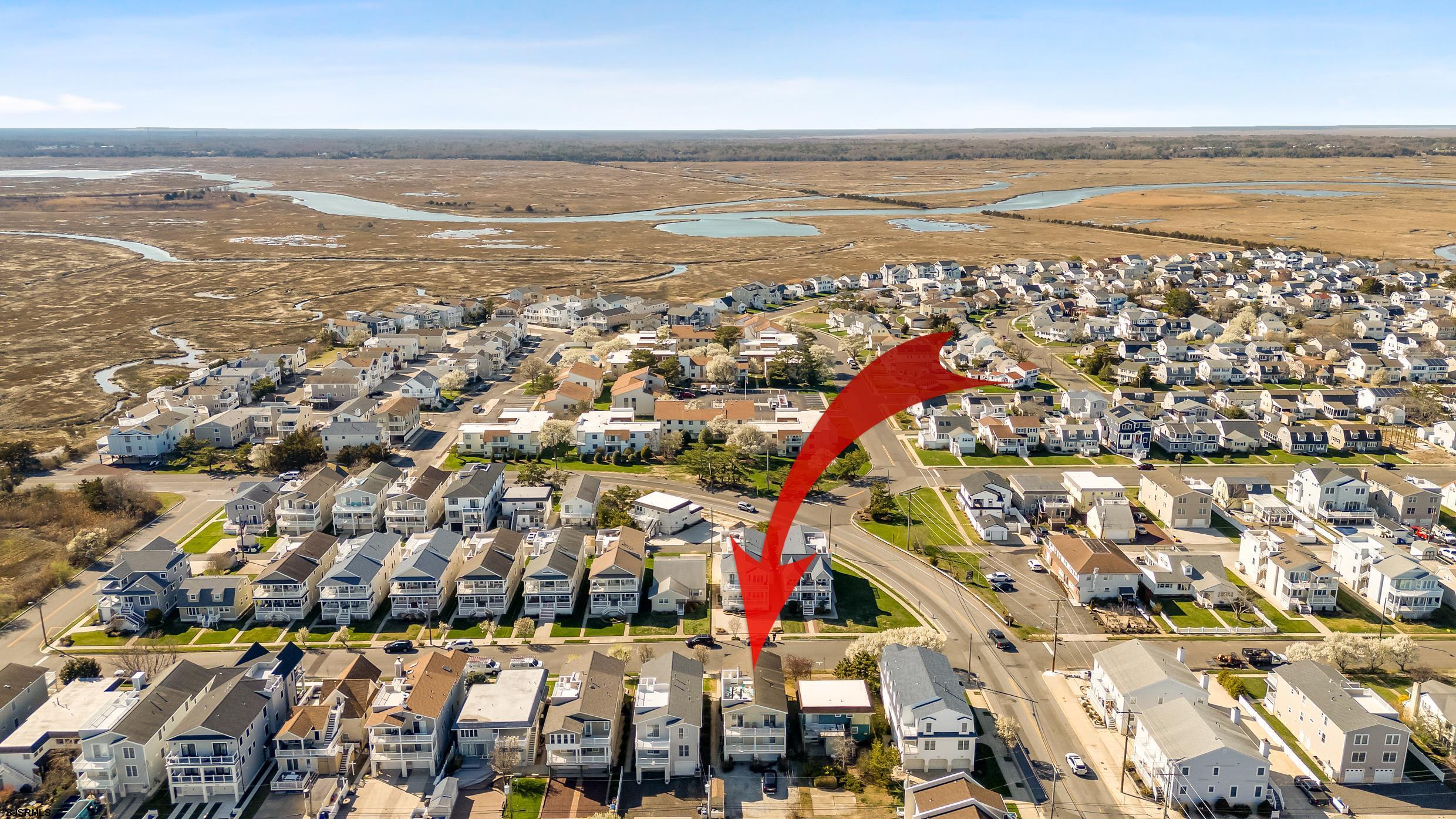 5511 Simpson Ave Unit: 2