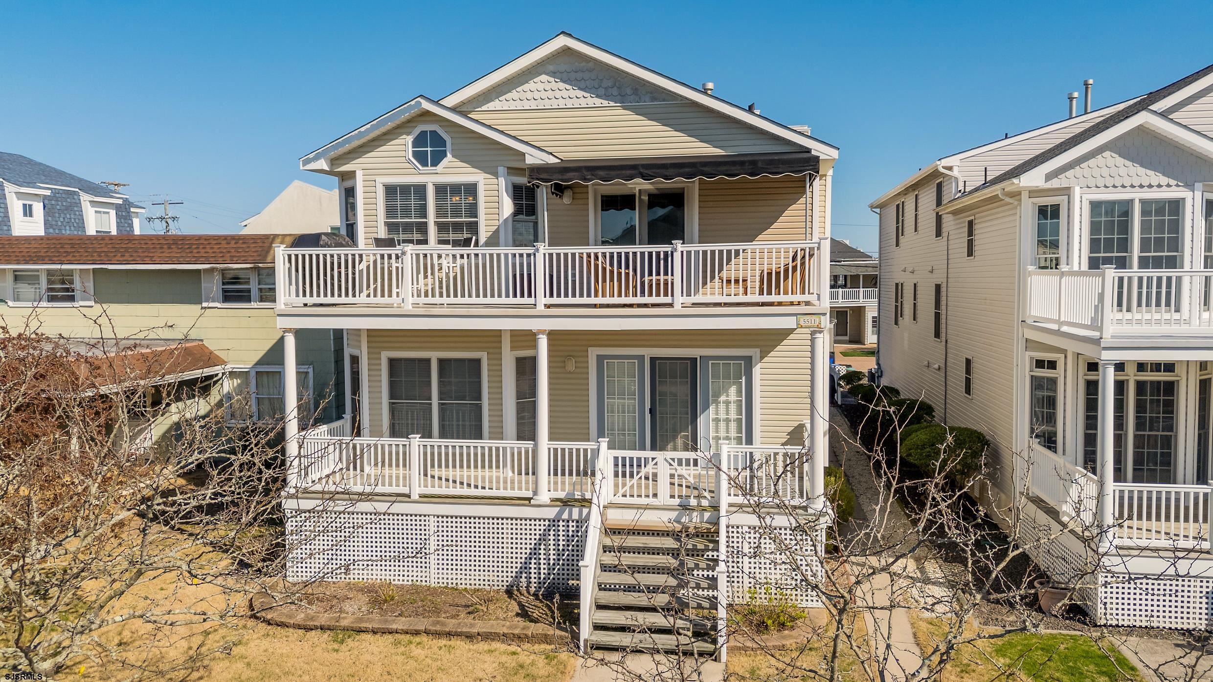 5511 Simpson Ave Unit: 2