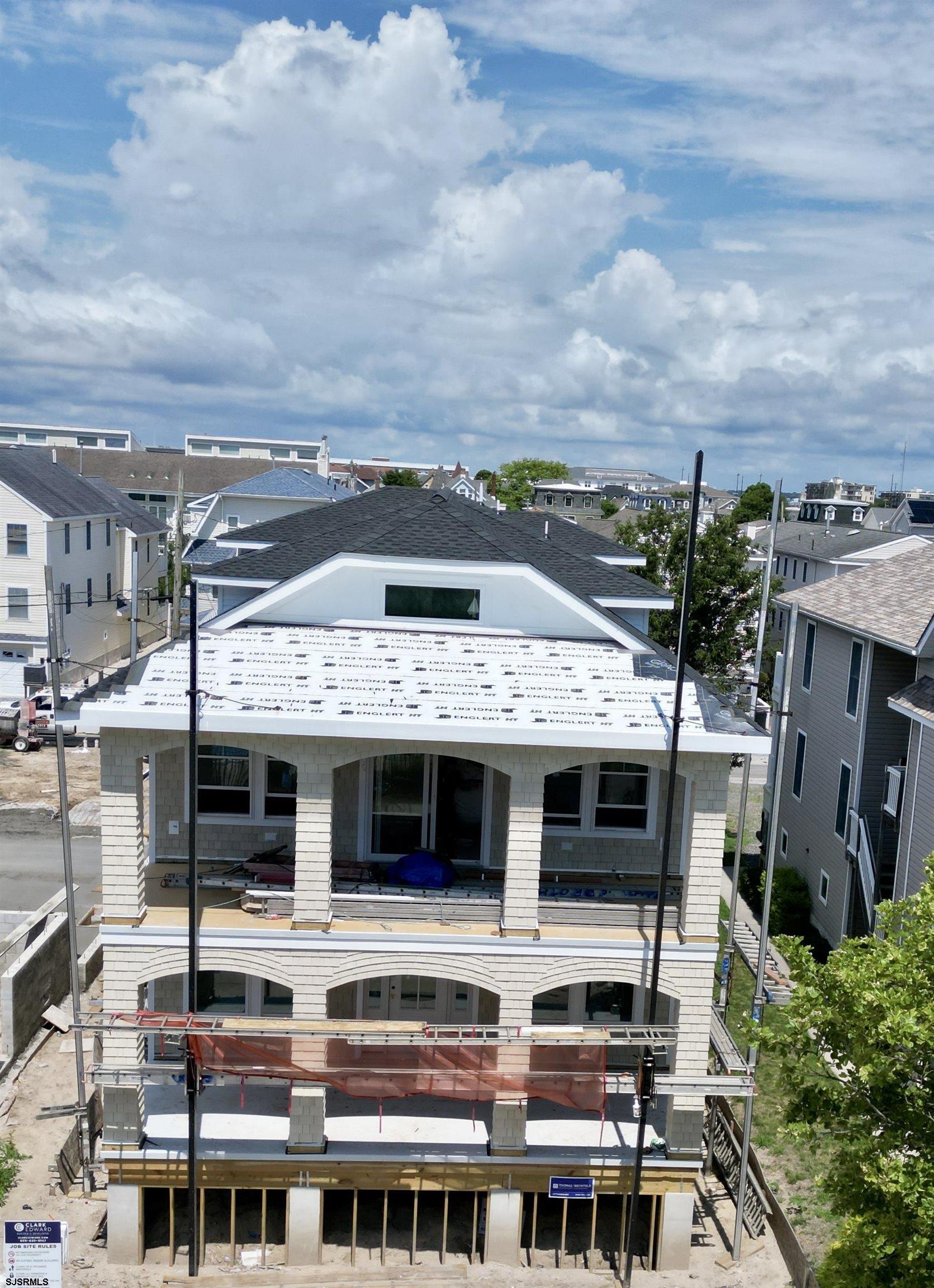 618 Atlantic Ave Unit: 2nd Floor