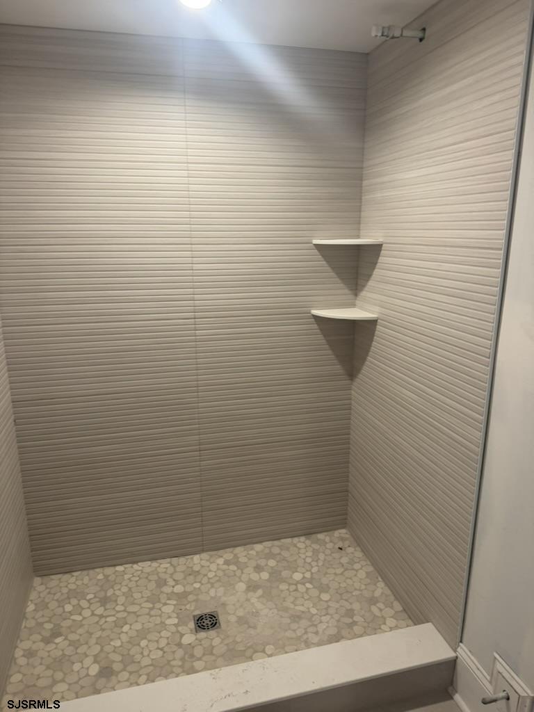 616 Atlantic Ave Unit: 1st Floor