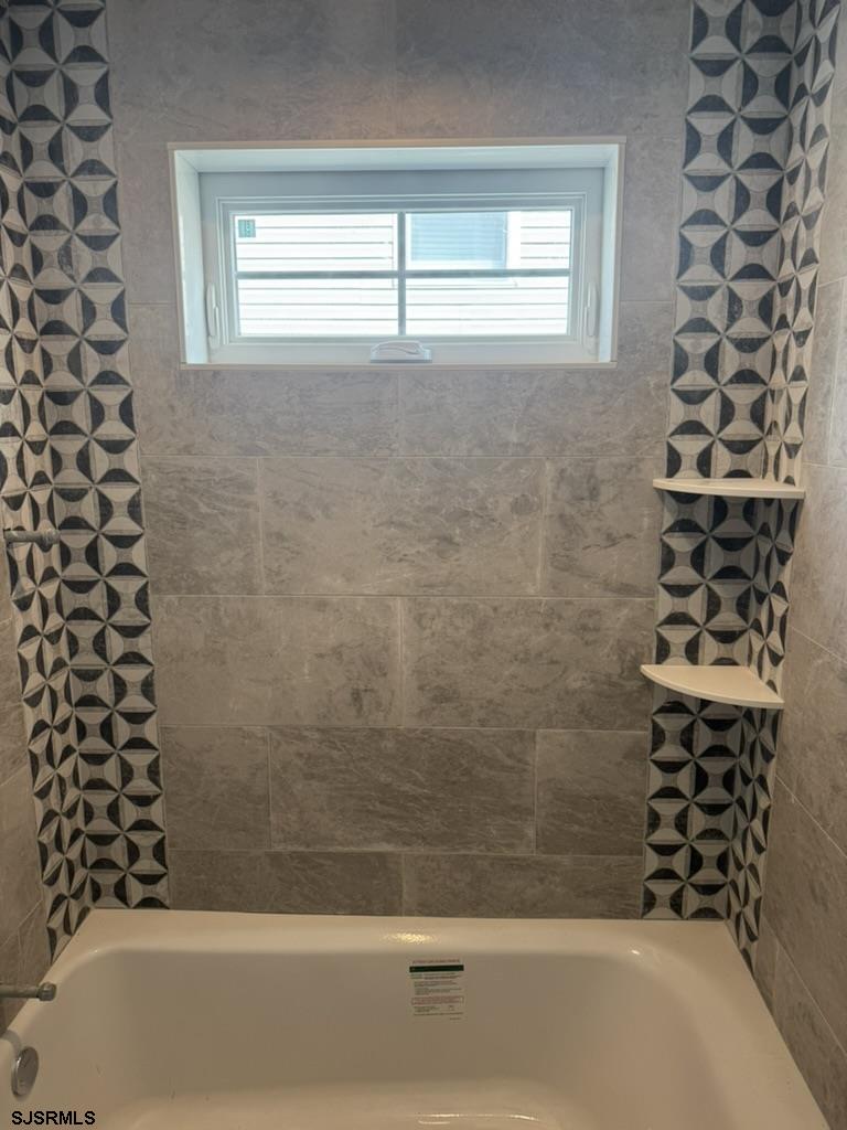 616 Atlantic Ave Unit: 1st Floor