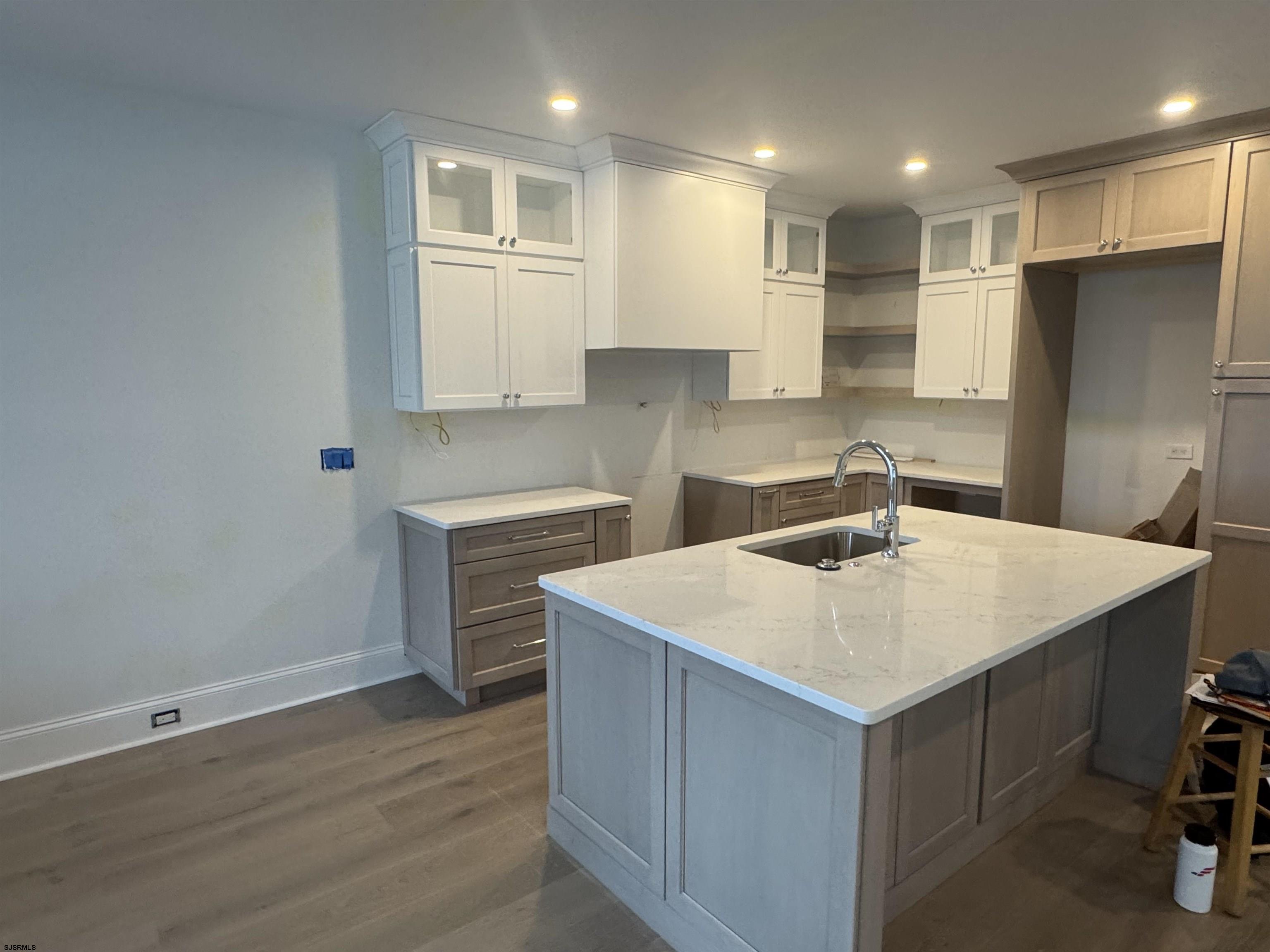 618 Atlantic Ave Unit: 2nd Floor