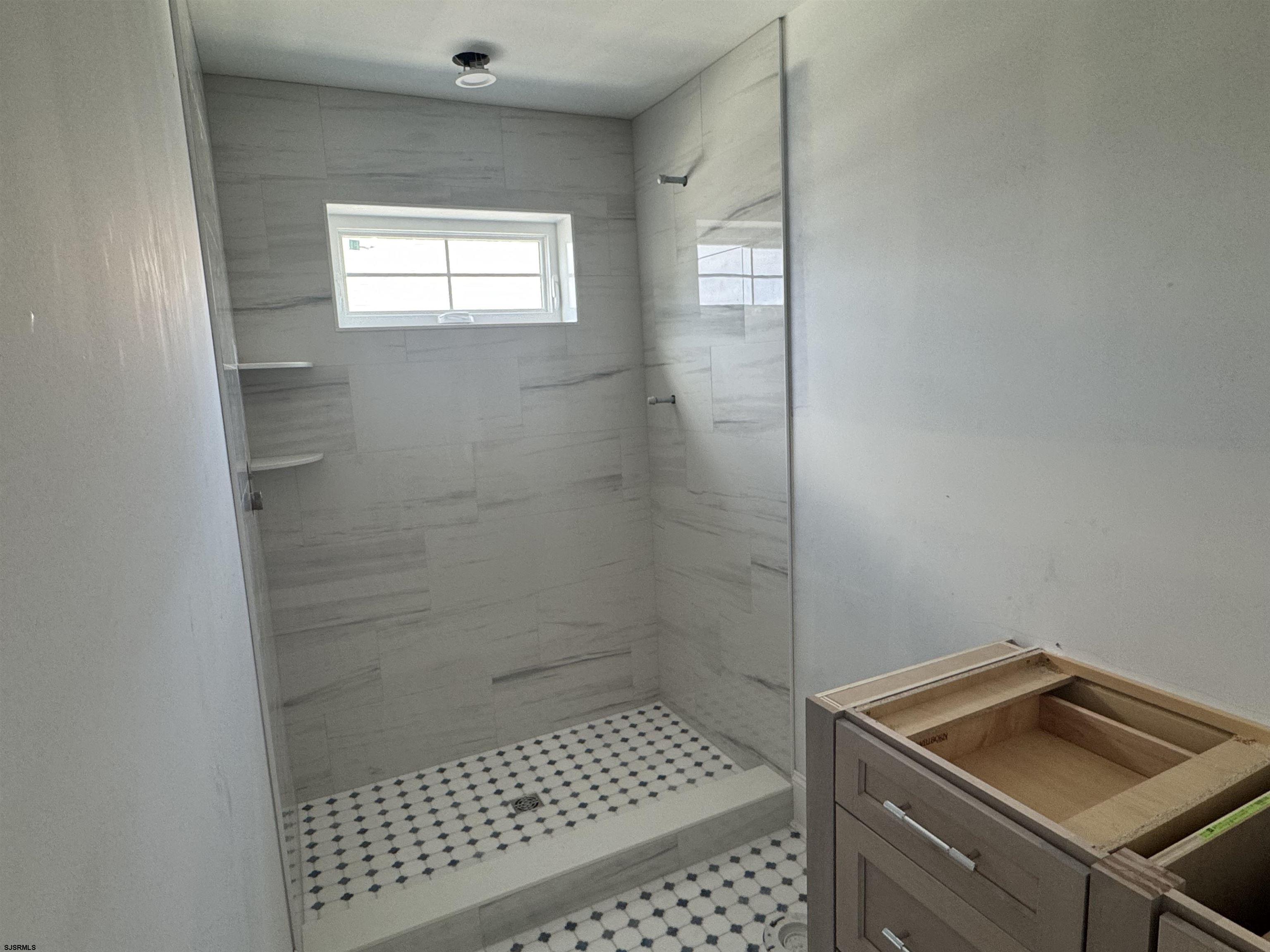 618 Atlantic Ave Unit: 2nd Floor