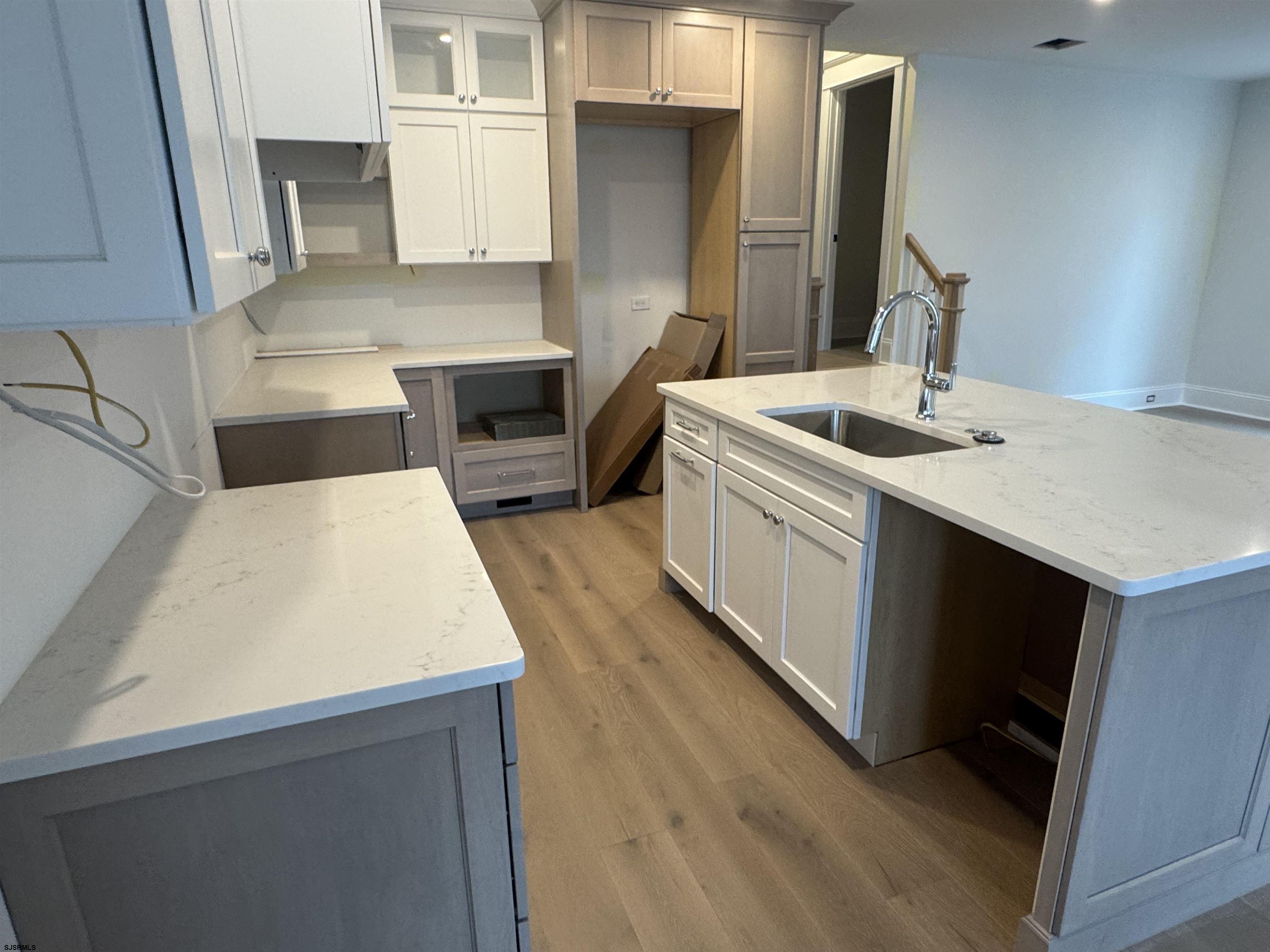 618 Atlantic Ave Unit: 2nd Floor