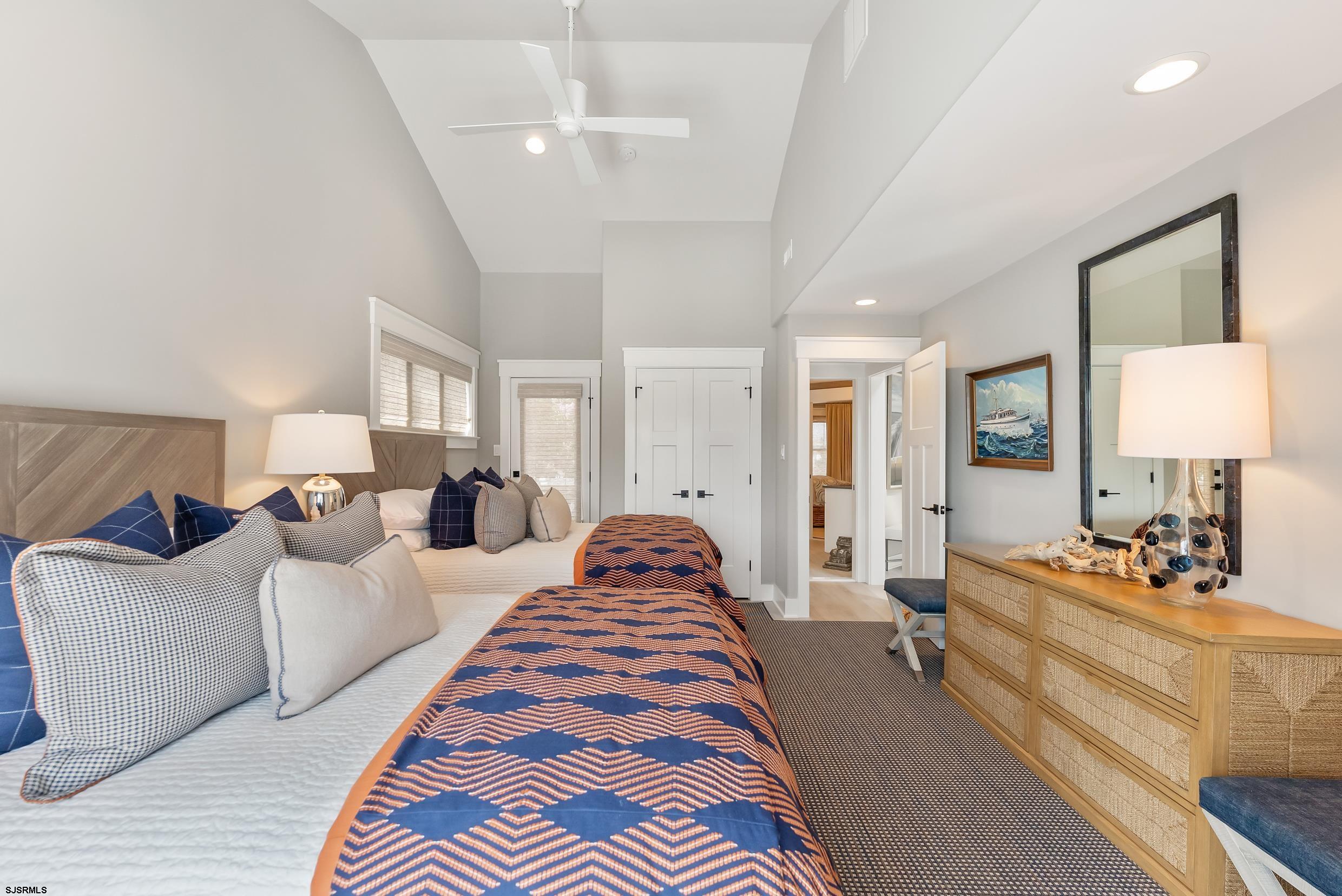 2019 Glenwood Dr