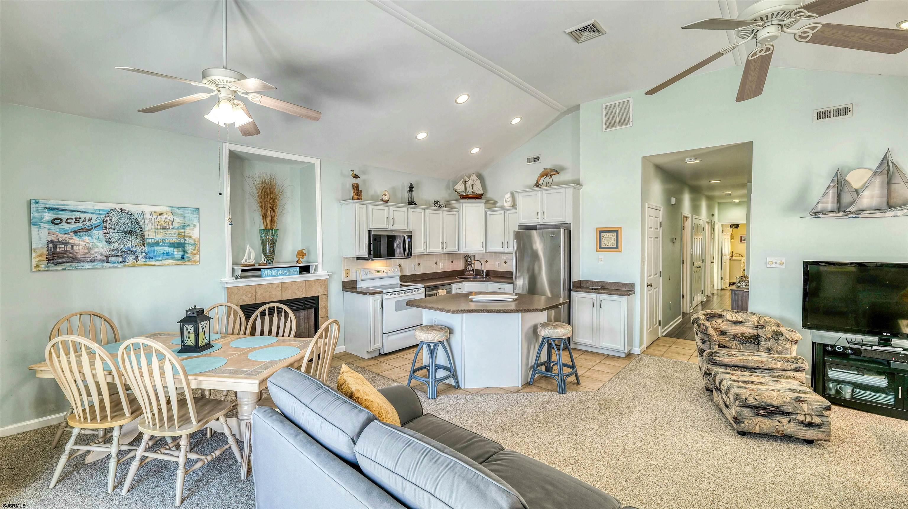 1123 Asbury Ave Unit: C