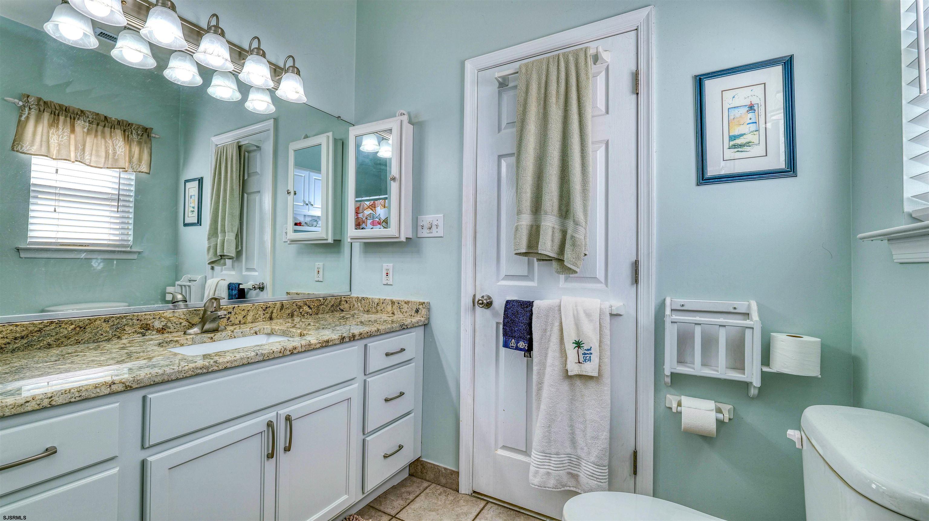 1123 Asbury Ave Unit: C