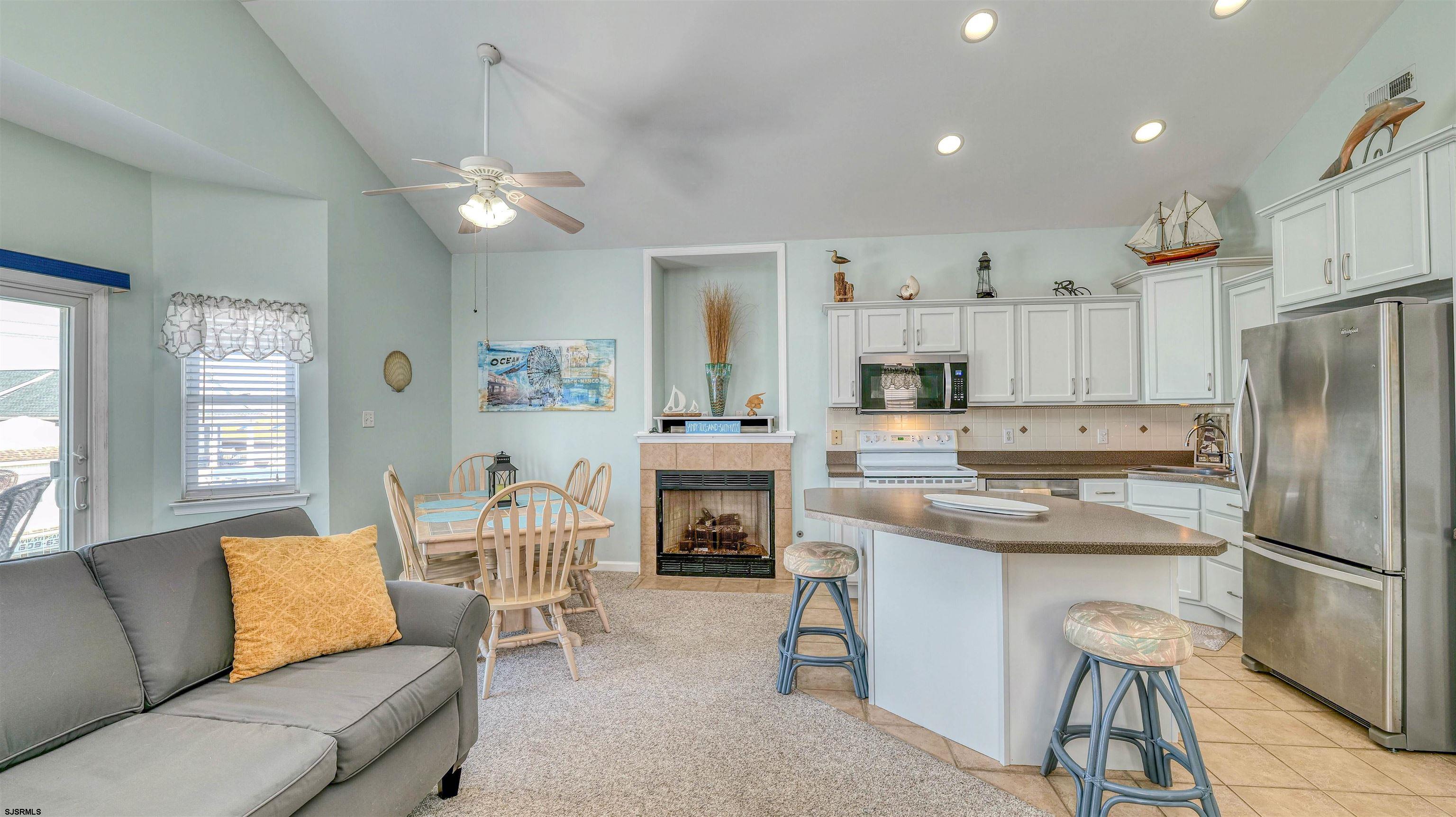 1123 Asbury Ave Unit: C