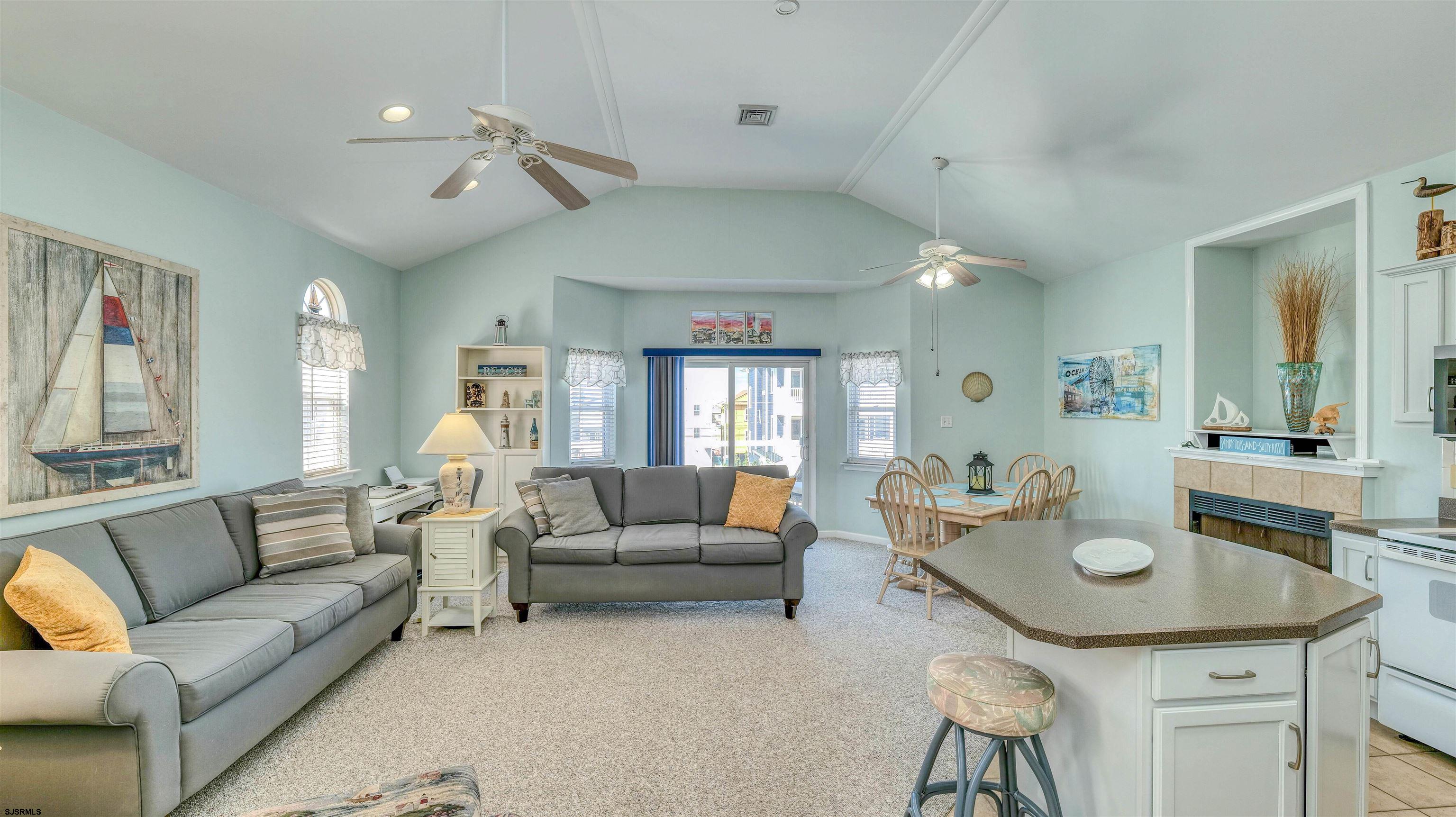 1123 Asbury Ave Unit: C