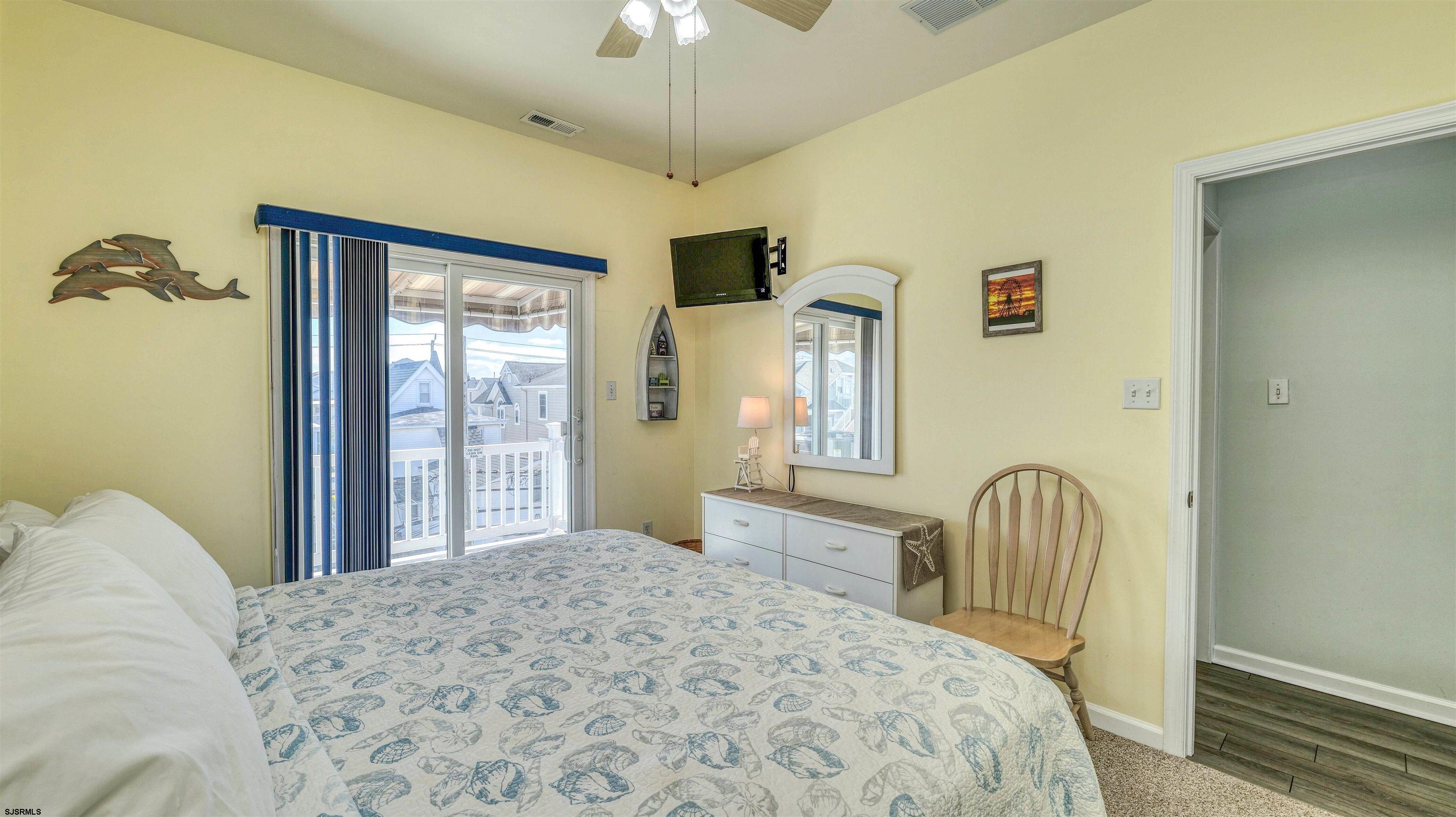 1123 Asbury Ave Unit: C
