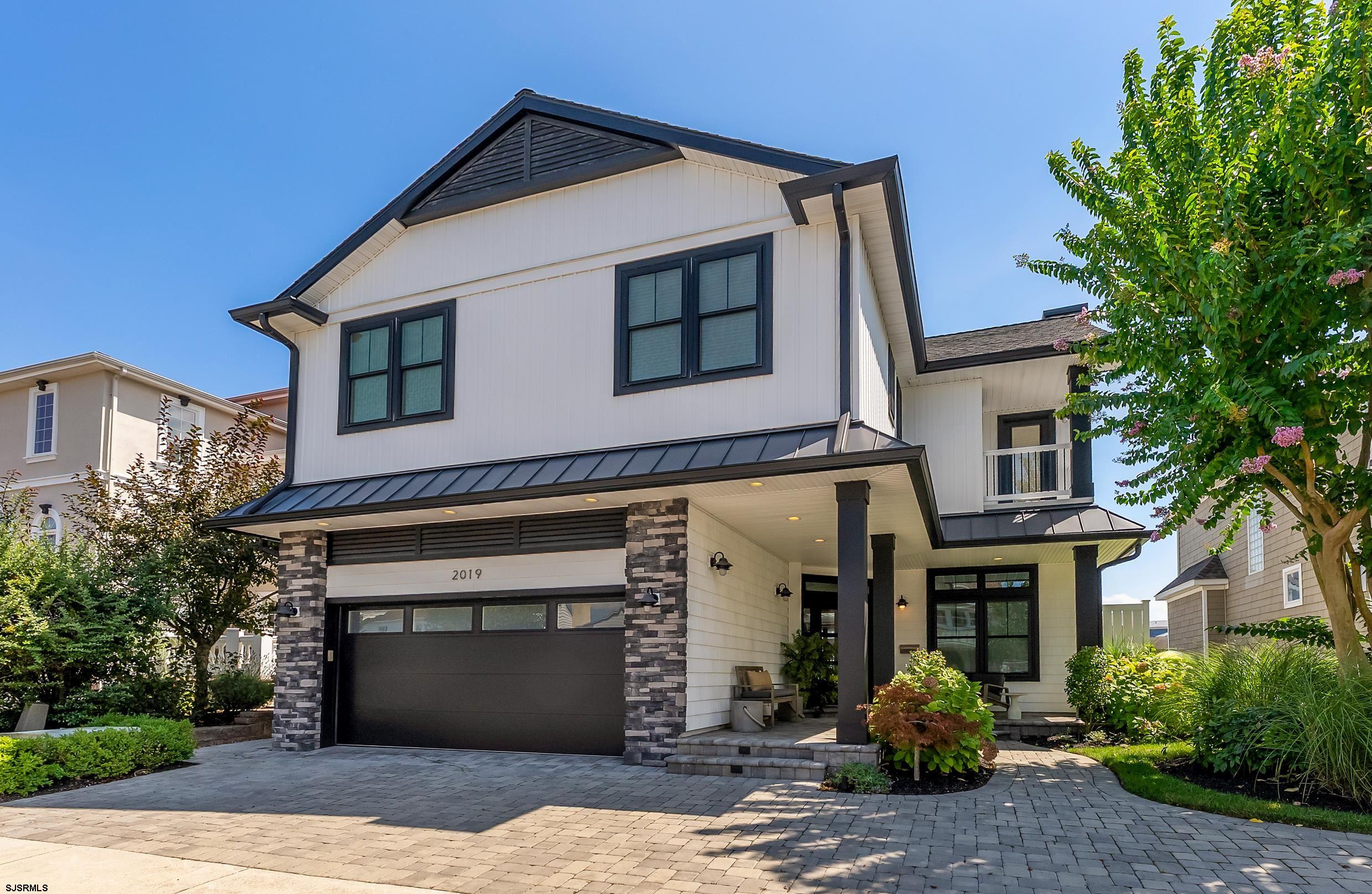 2019 Glenwood Dr