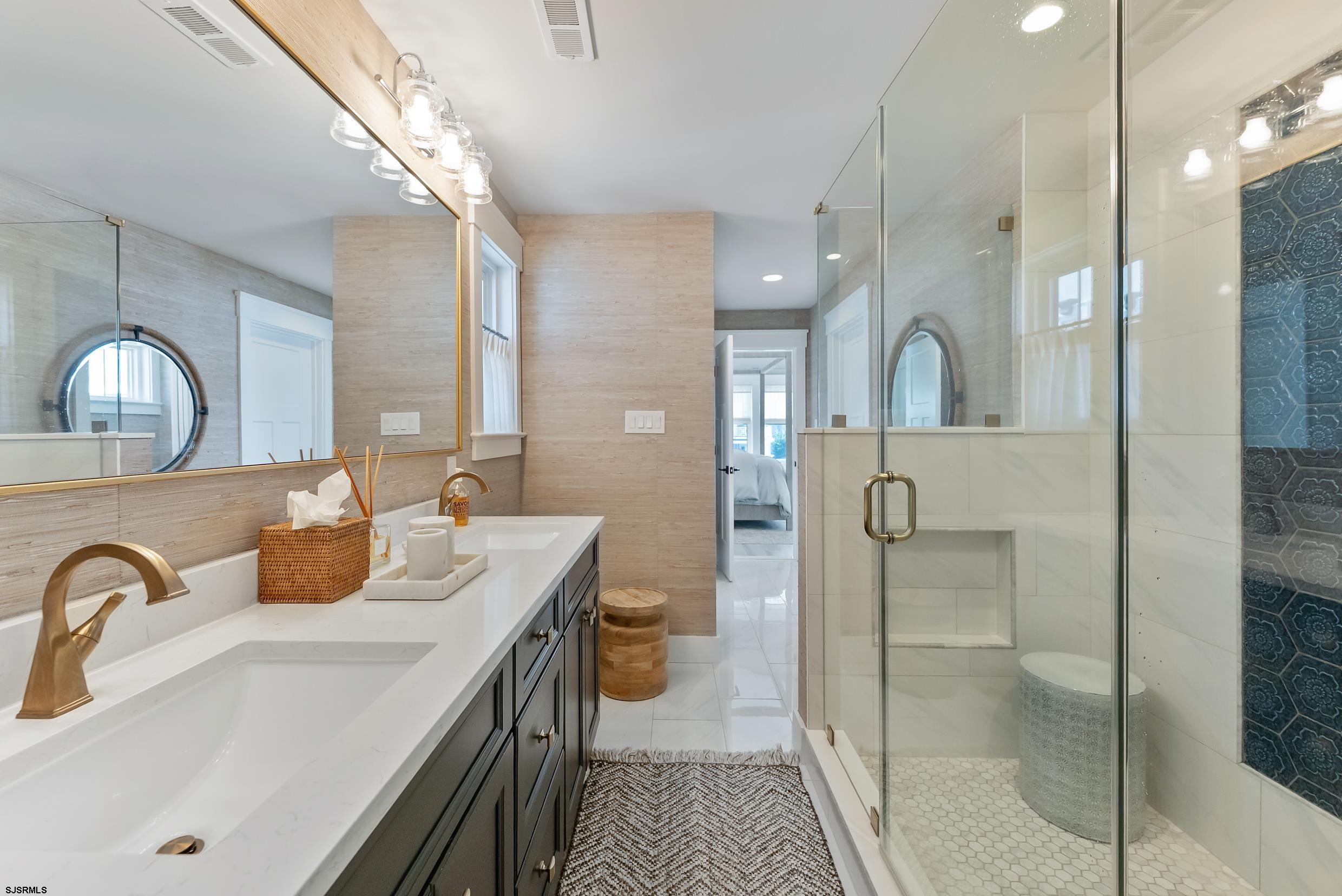 2019 Glenwood Dr