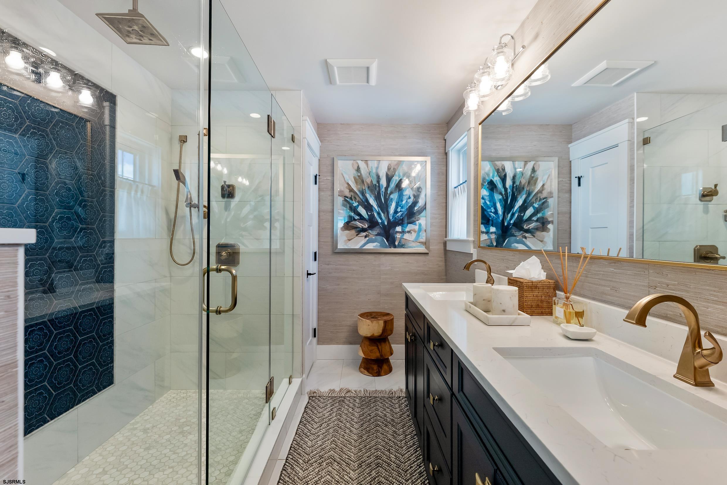 2019 Glenwood Dr