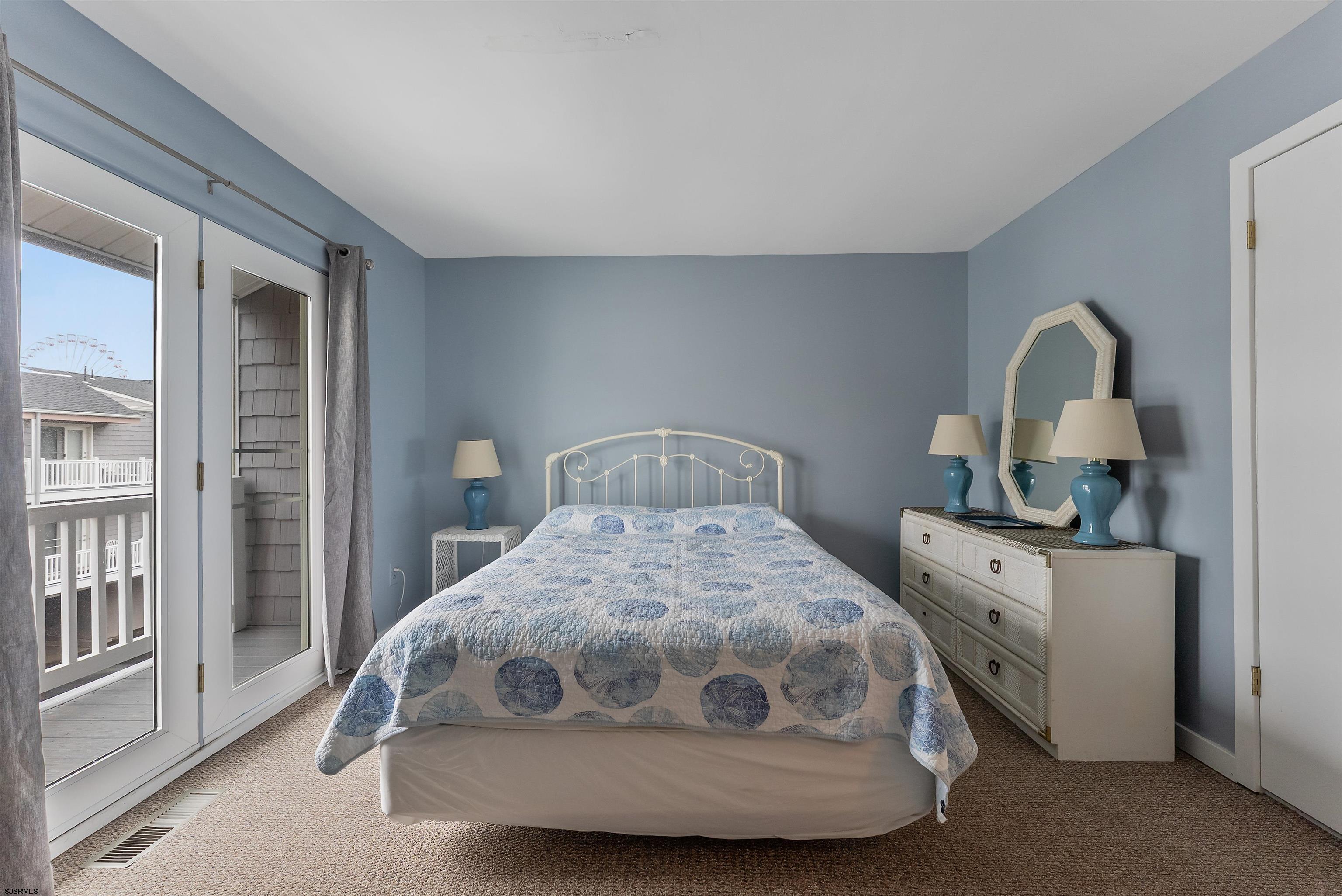 843 Plymouth Pl Pl Unit: 843