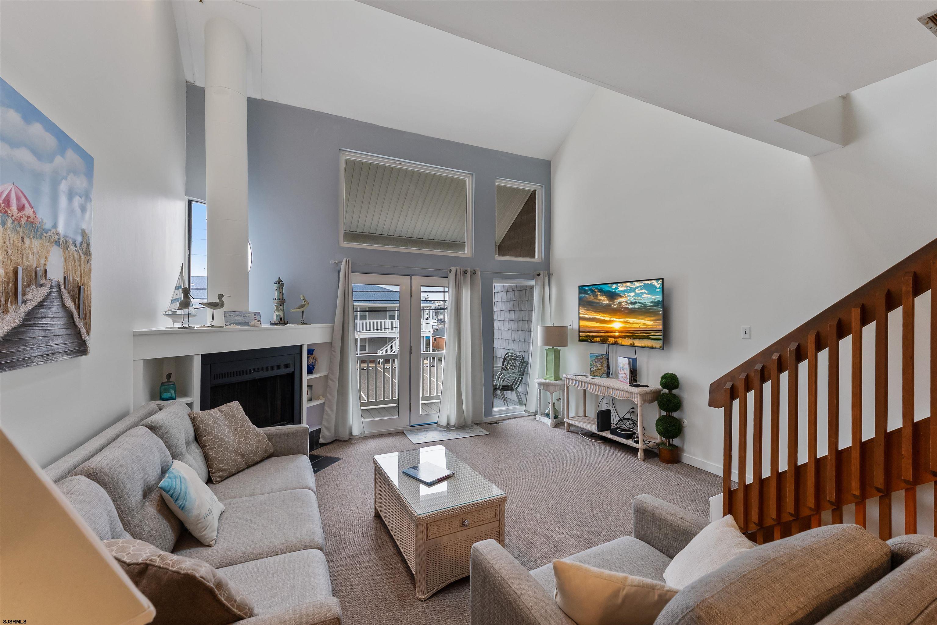 843 Plymouth Pl Pl Unit: 843