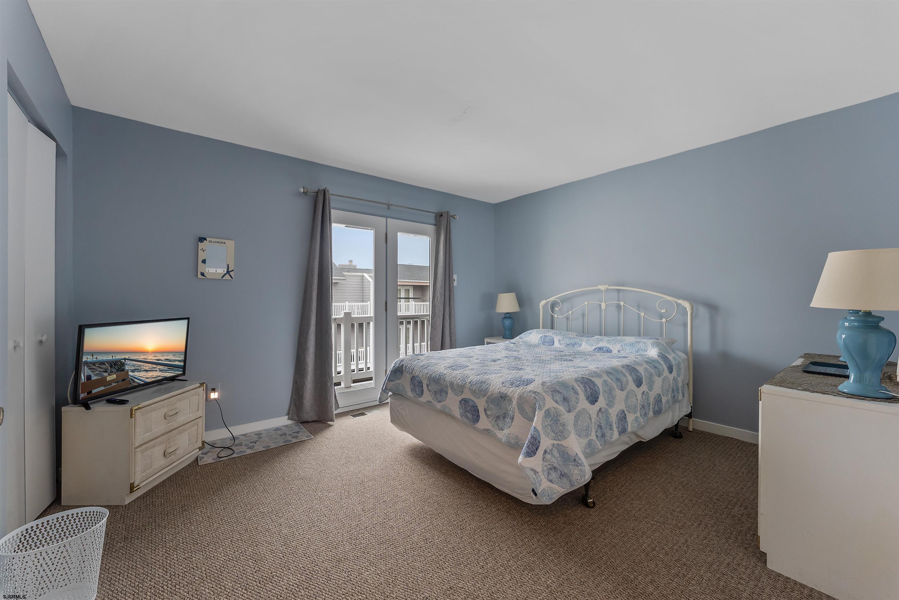 843 Plymouth Pl Pl Unit: 843