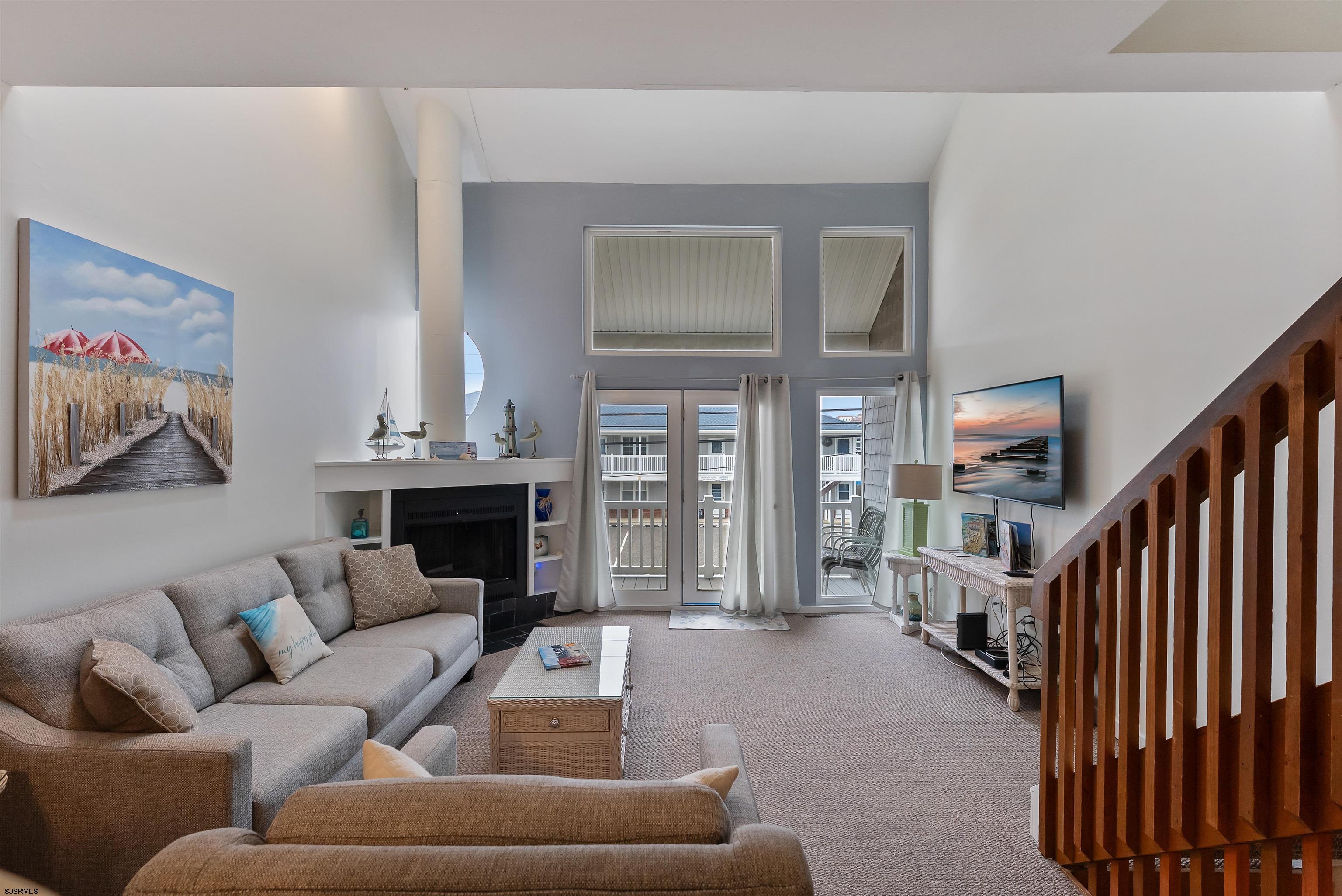 843 Plymouth Pl Pl Unit: 843