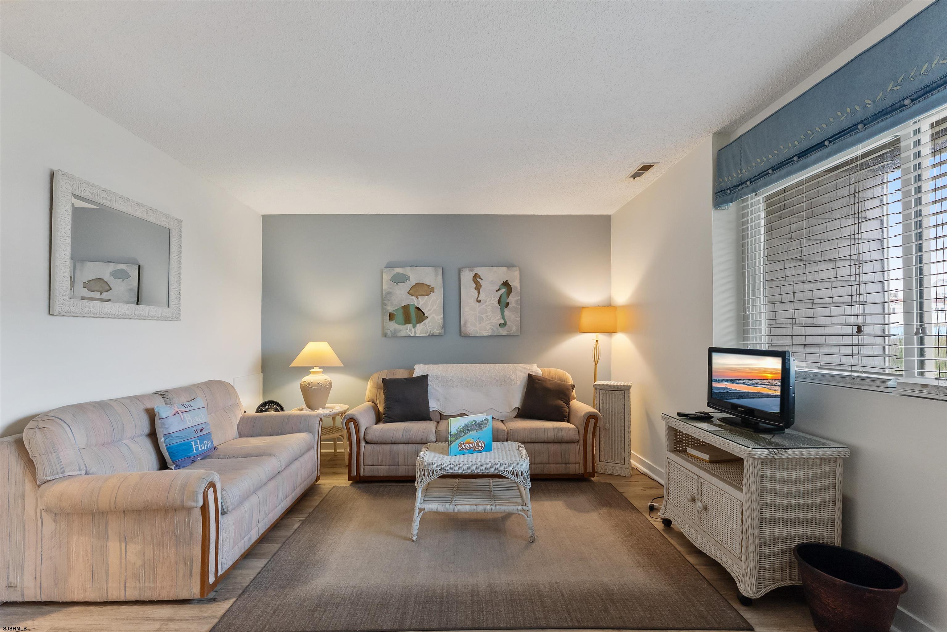 843 Plymouth Pl Pl Unit: 843