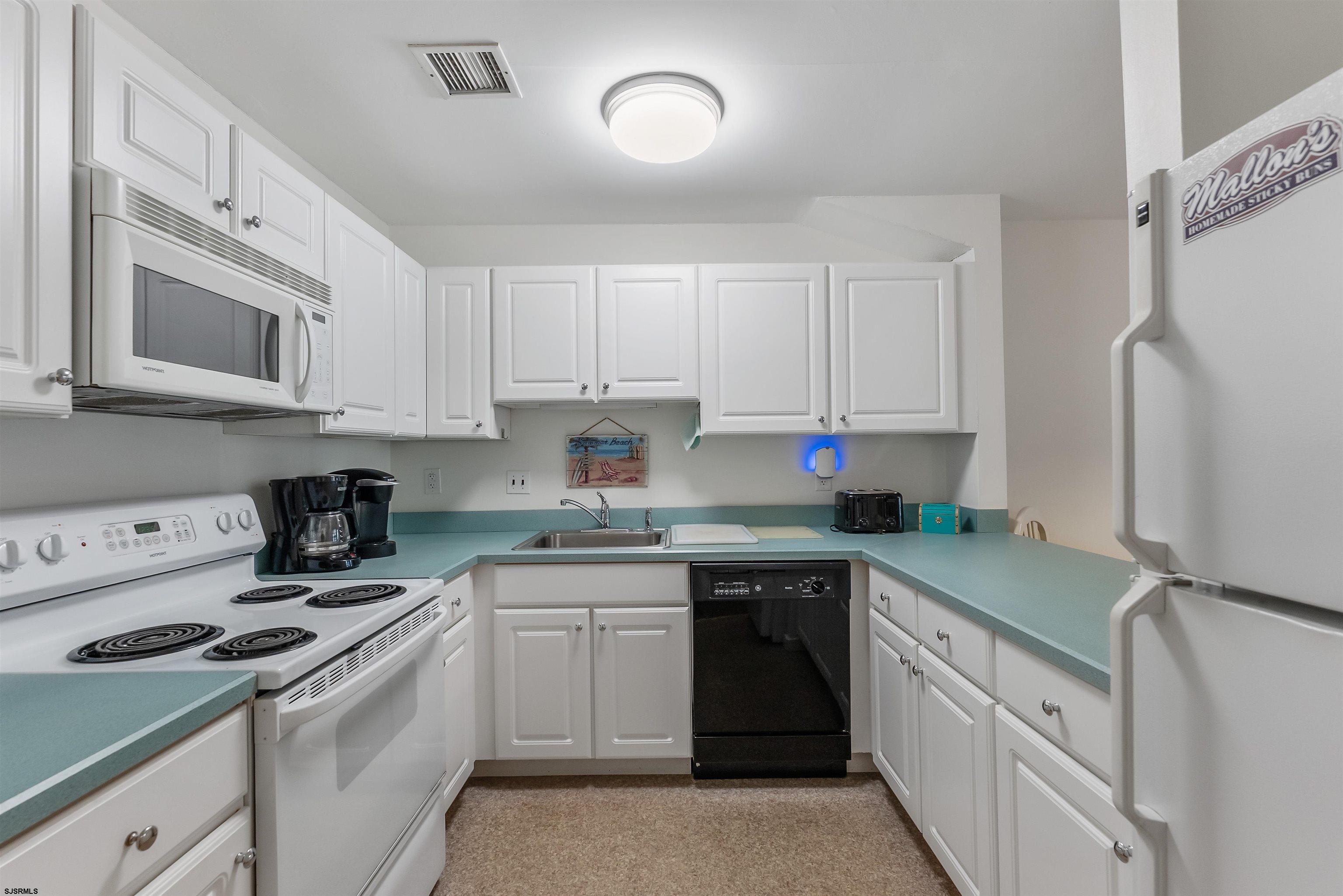 843 Plymouth Pl Pl Unit: 843