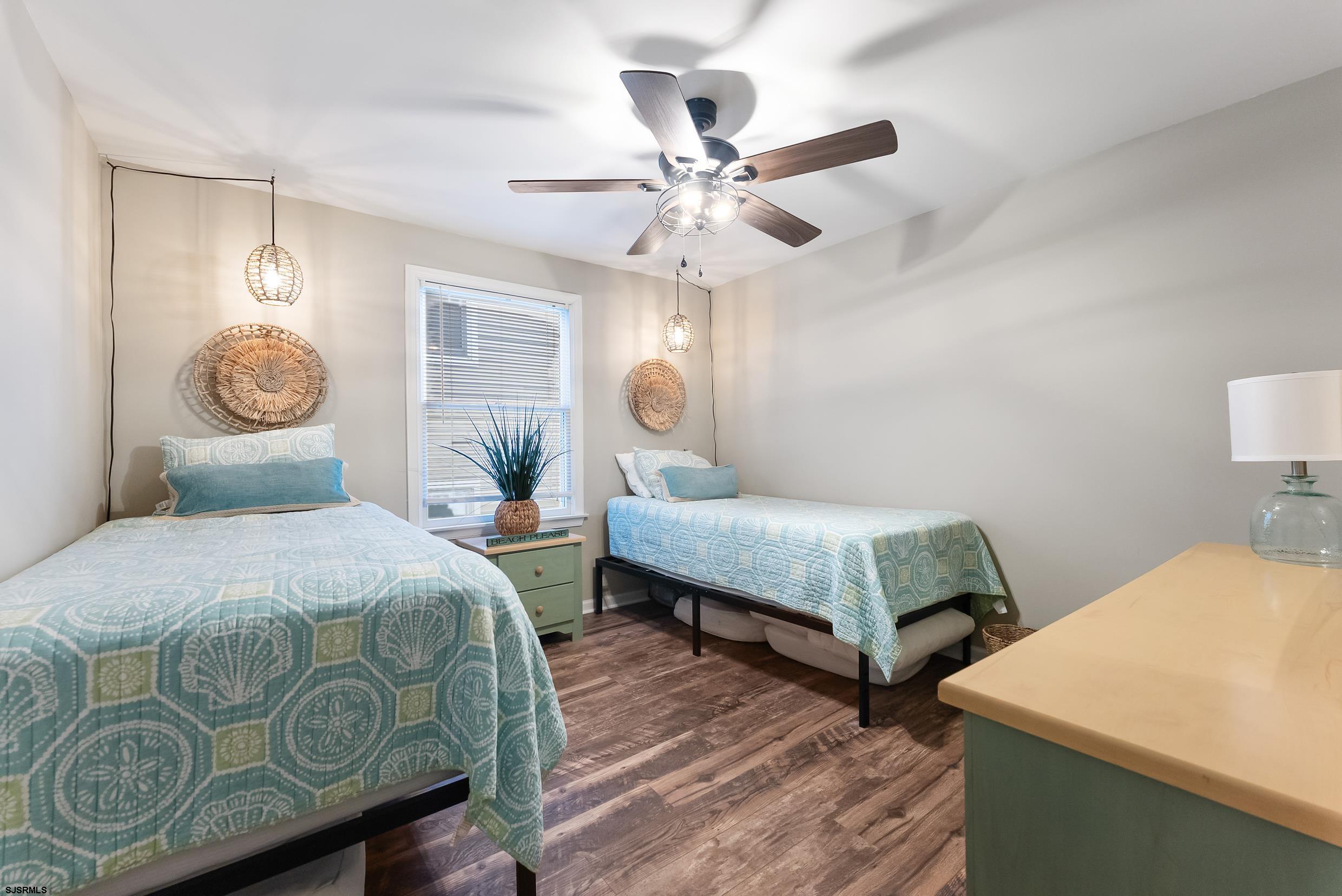 1826 Asbury Ave Unit: 1st Floor