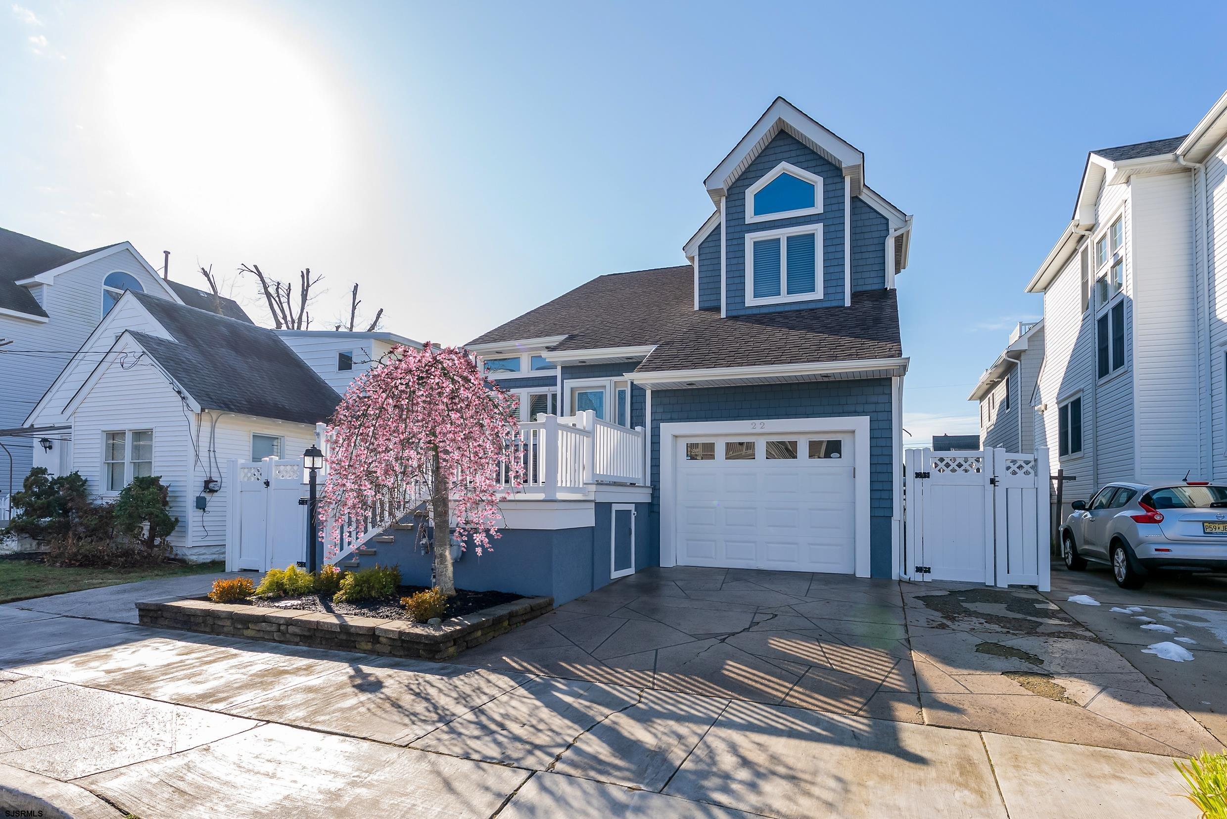 22 N 30th Ave