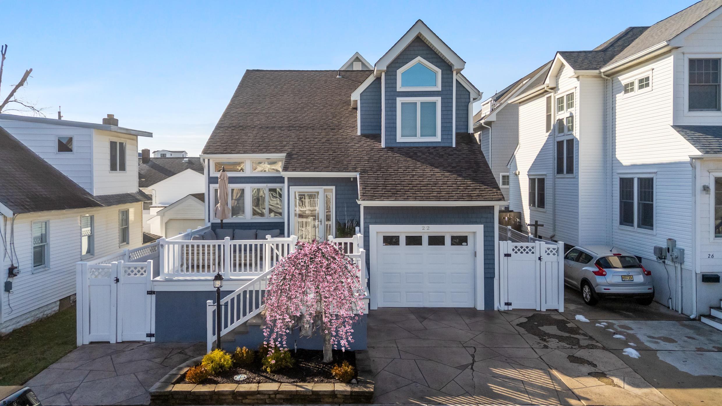 22 N 30th Ave