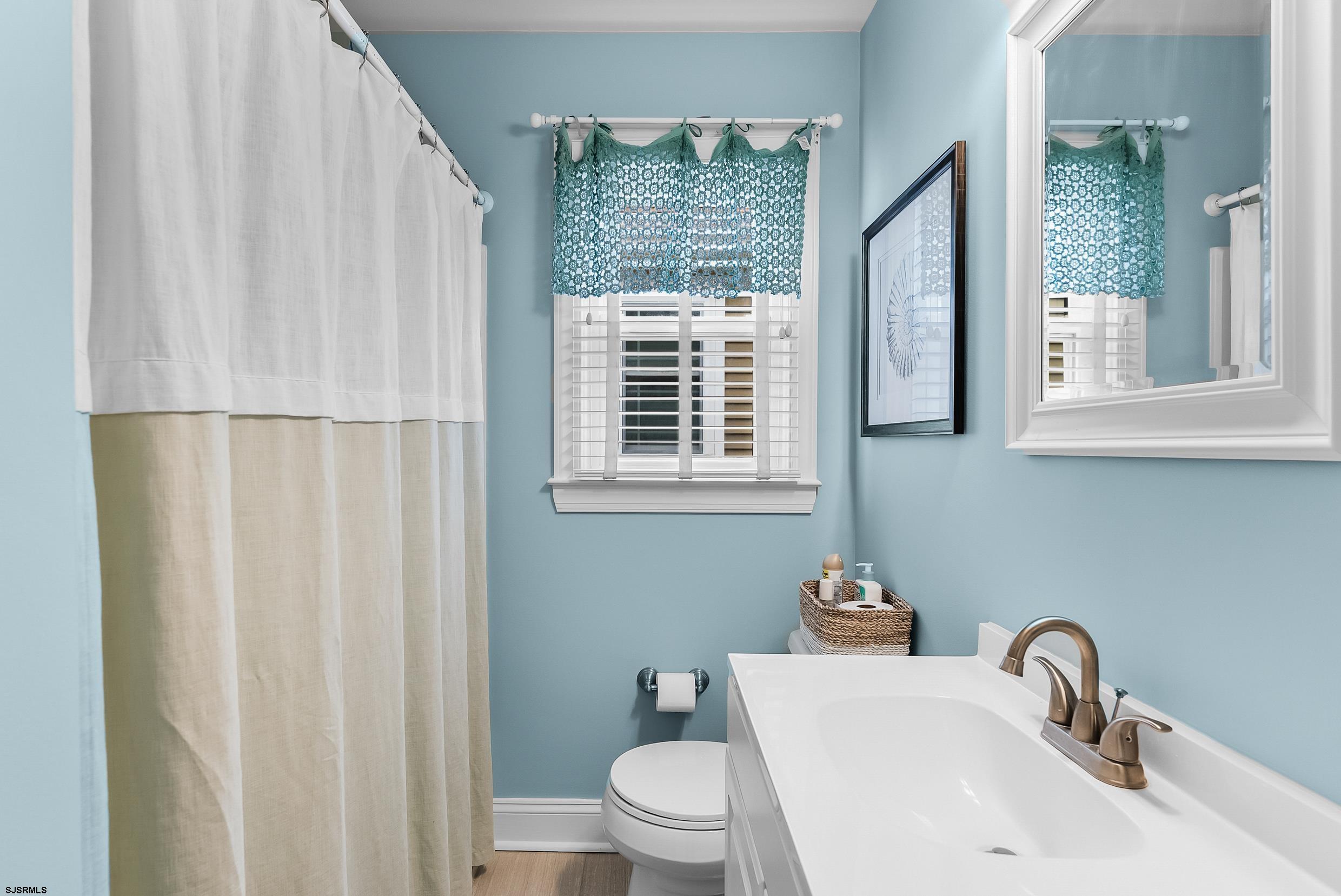 3955 West Ave Unit: 2nd Fl