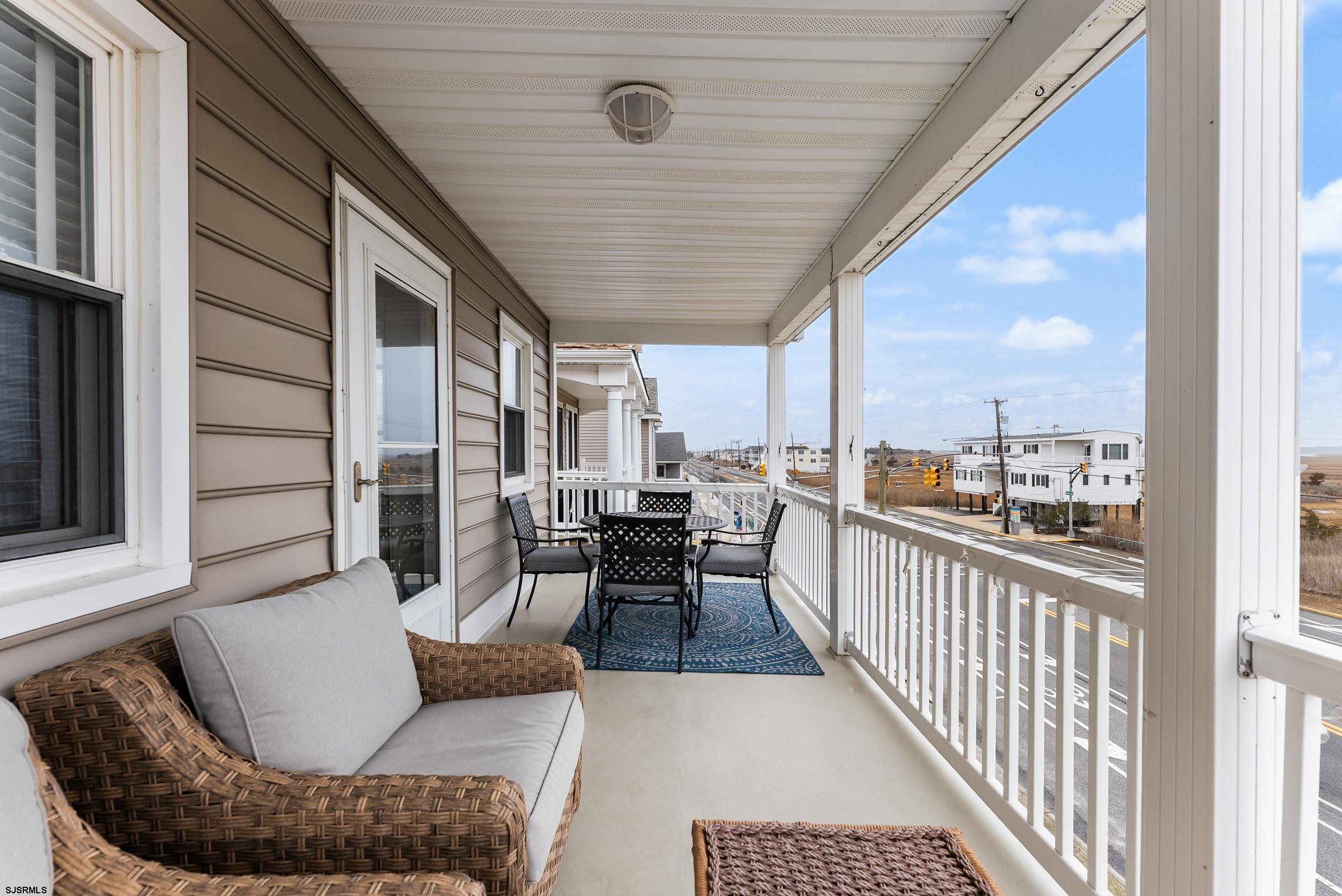 3955 West Ave Unit: 2nd Fl