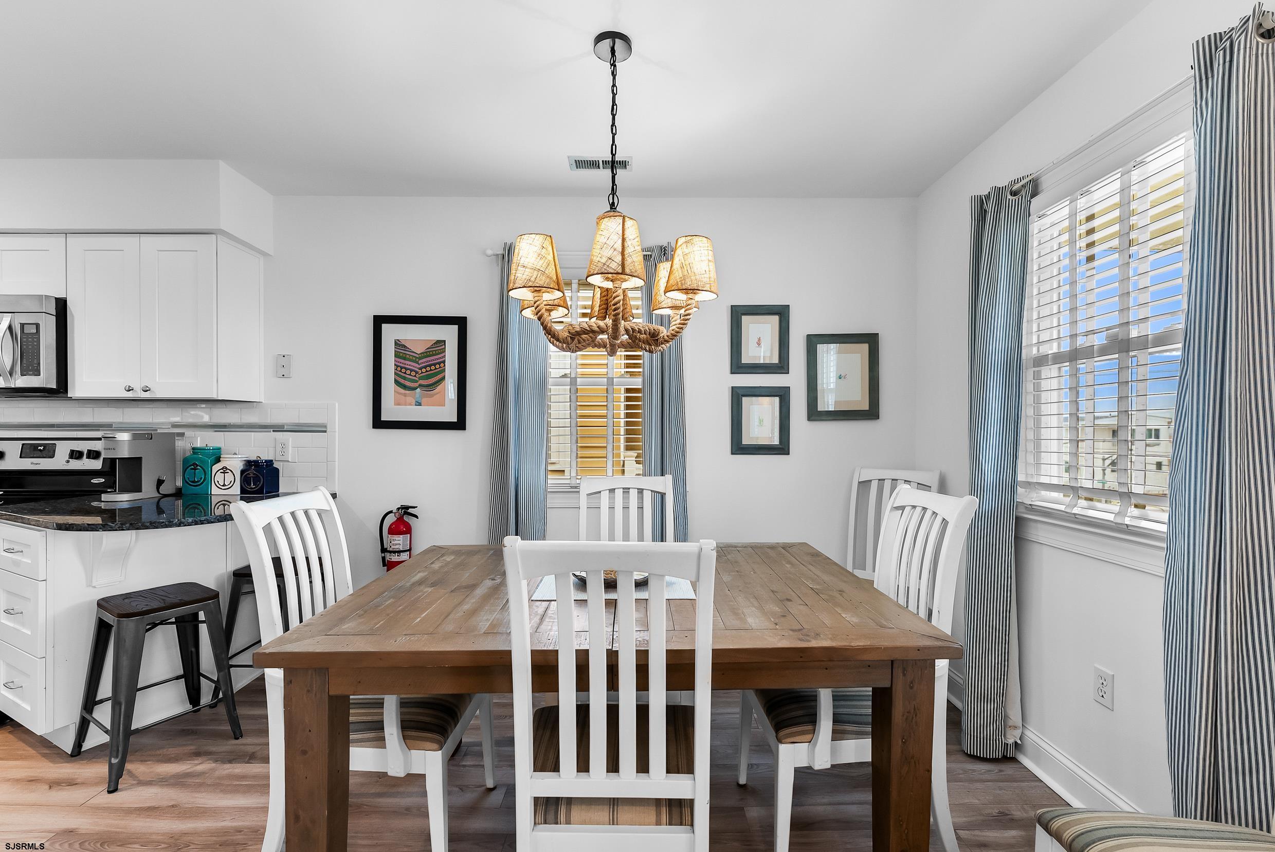 3955 West Ave Unit: 2nd Fl