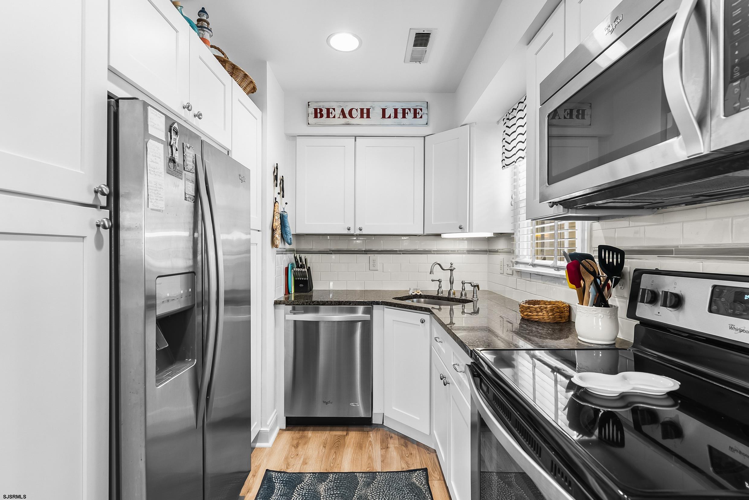 3955 West Ave Unit: 2nd Fl