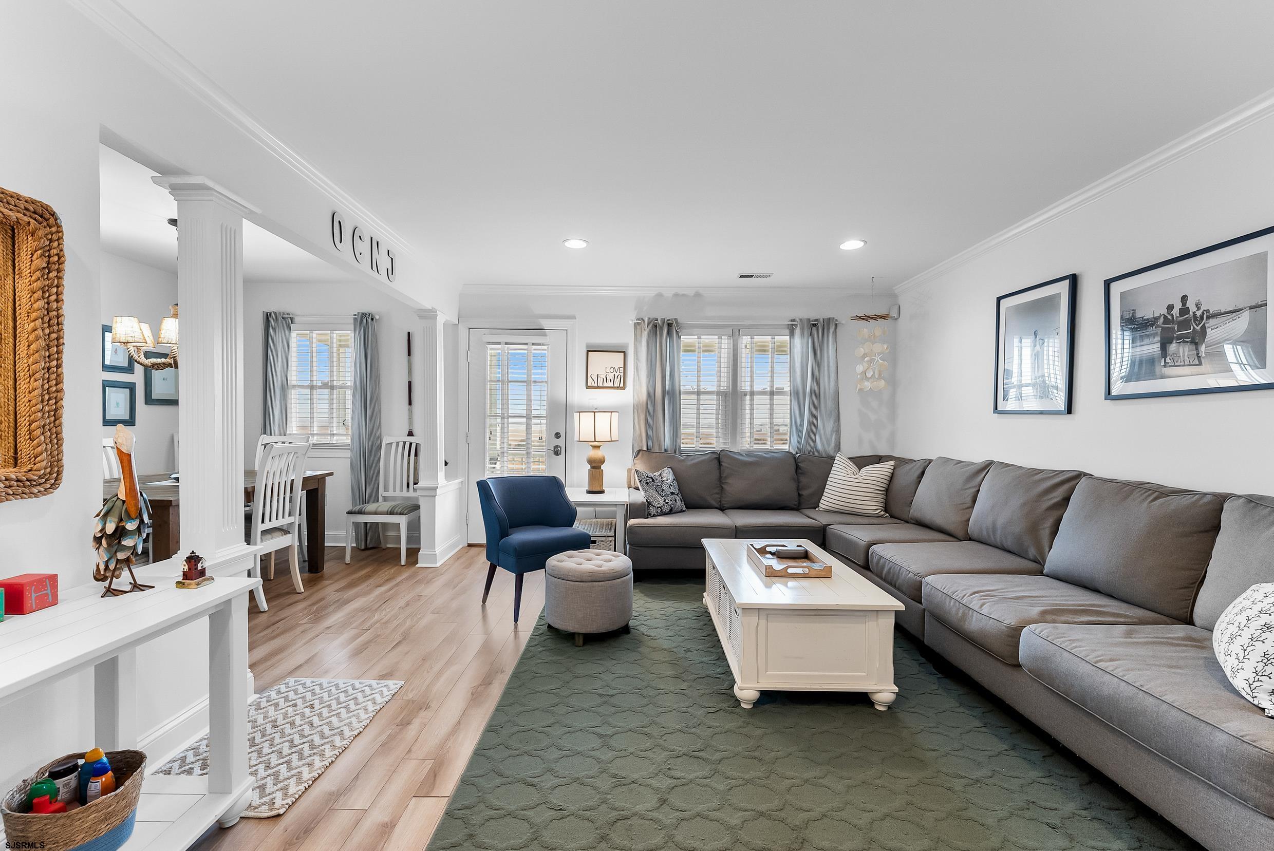 3955 West Ave Unit: 2nd Fl