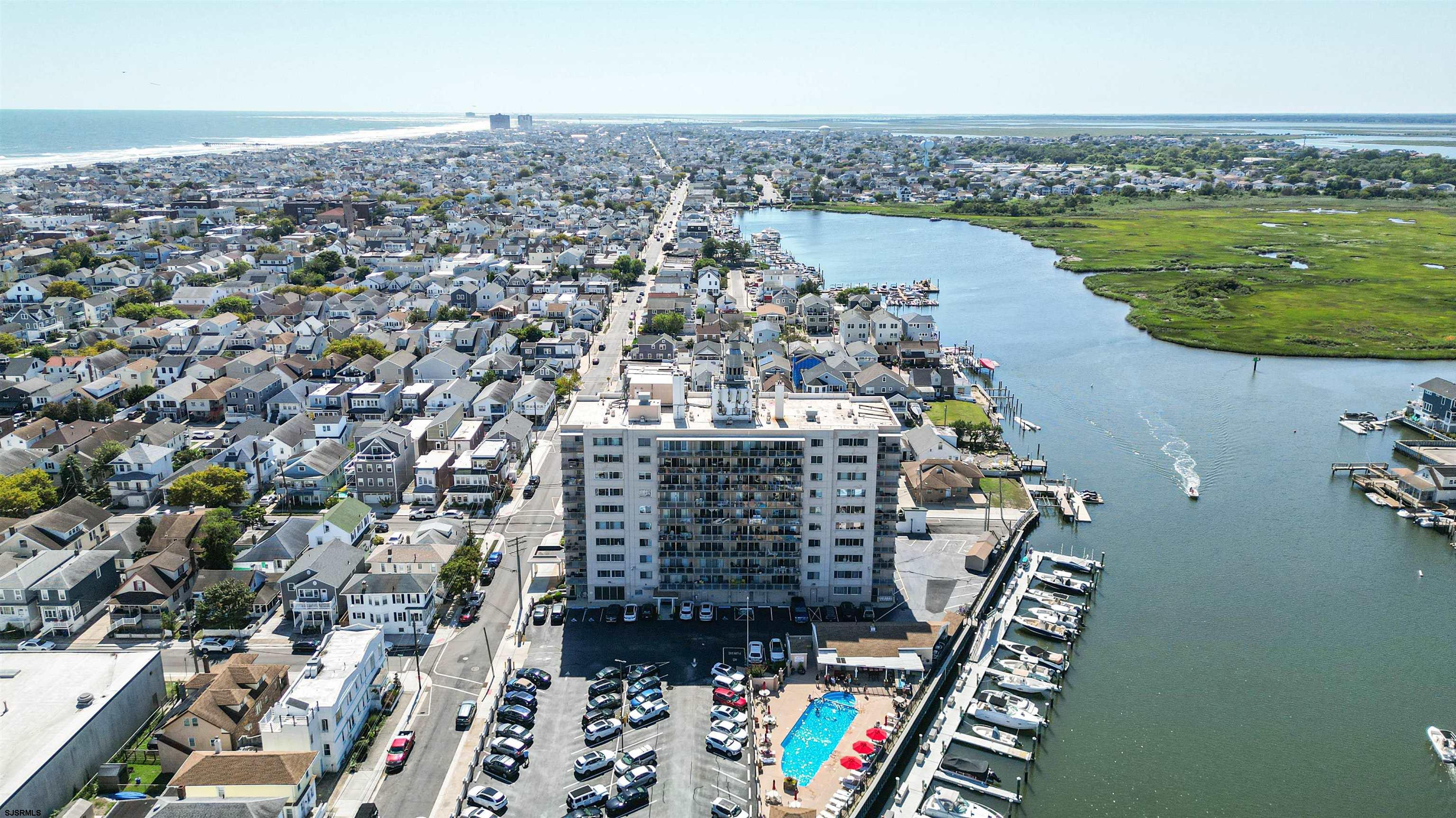 6101 Monmouth Ave Unit: 703