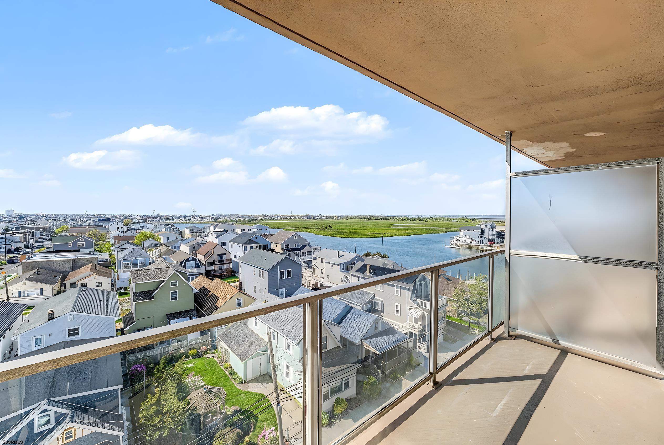 6101 Monmouth Ave Unit: 703