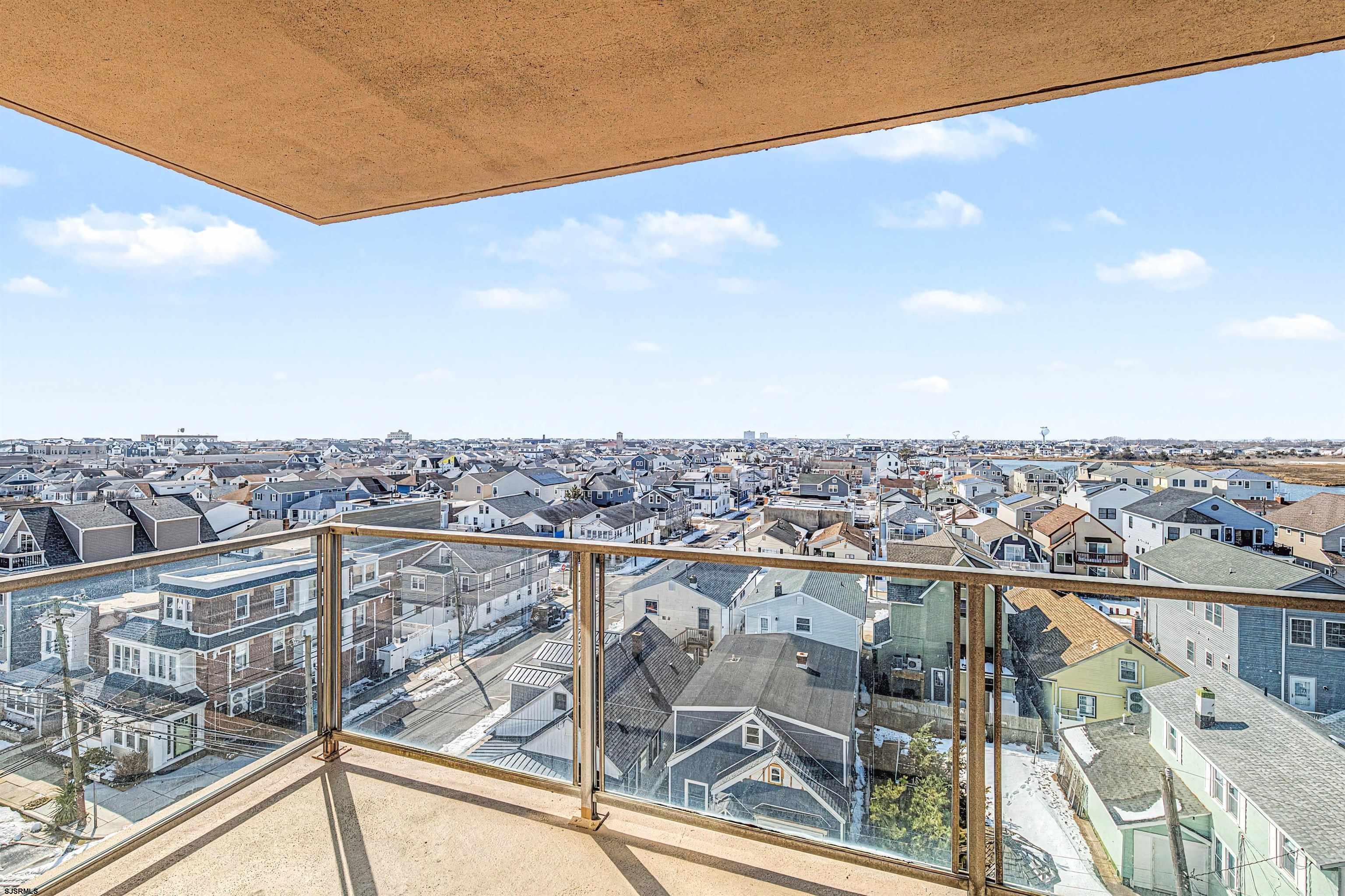 6101 Monmouth Ave Unit: 703