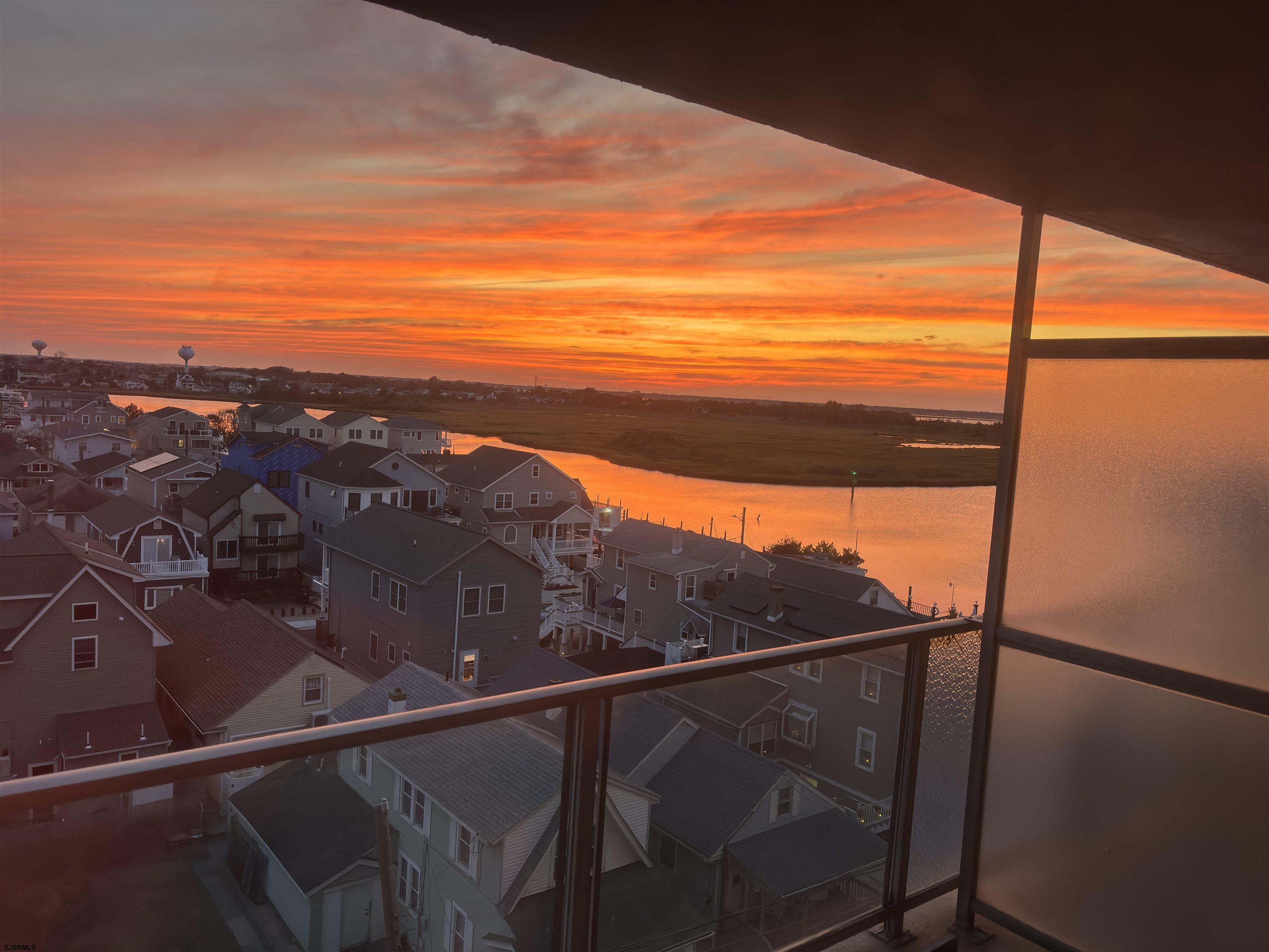 6101 Monmouth Ave Unit: 703