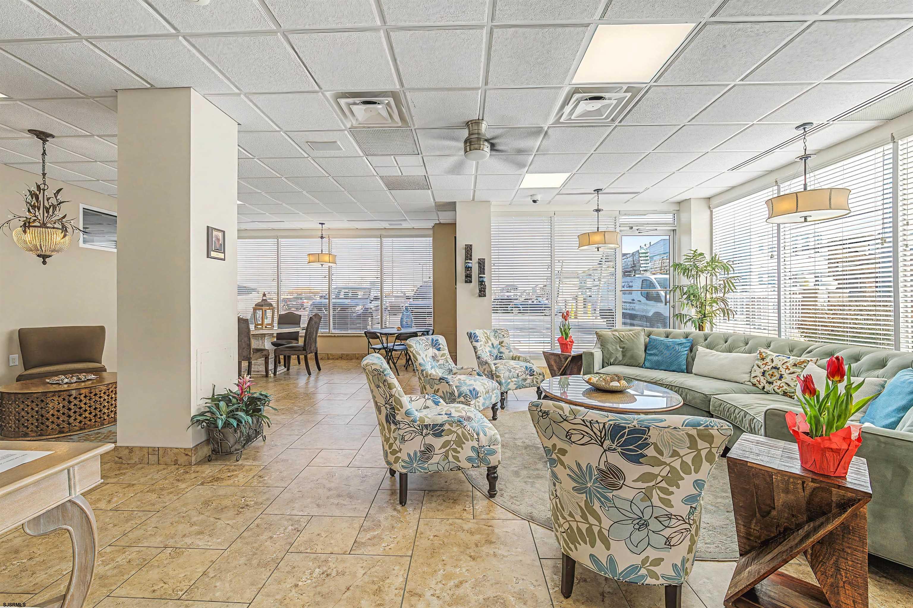 6101 Monmouth Ave Unit: 703