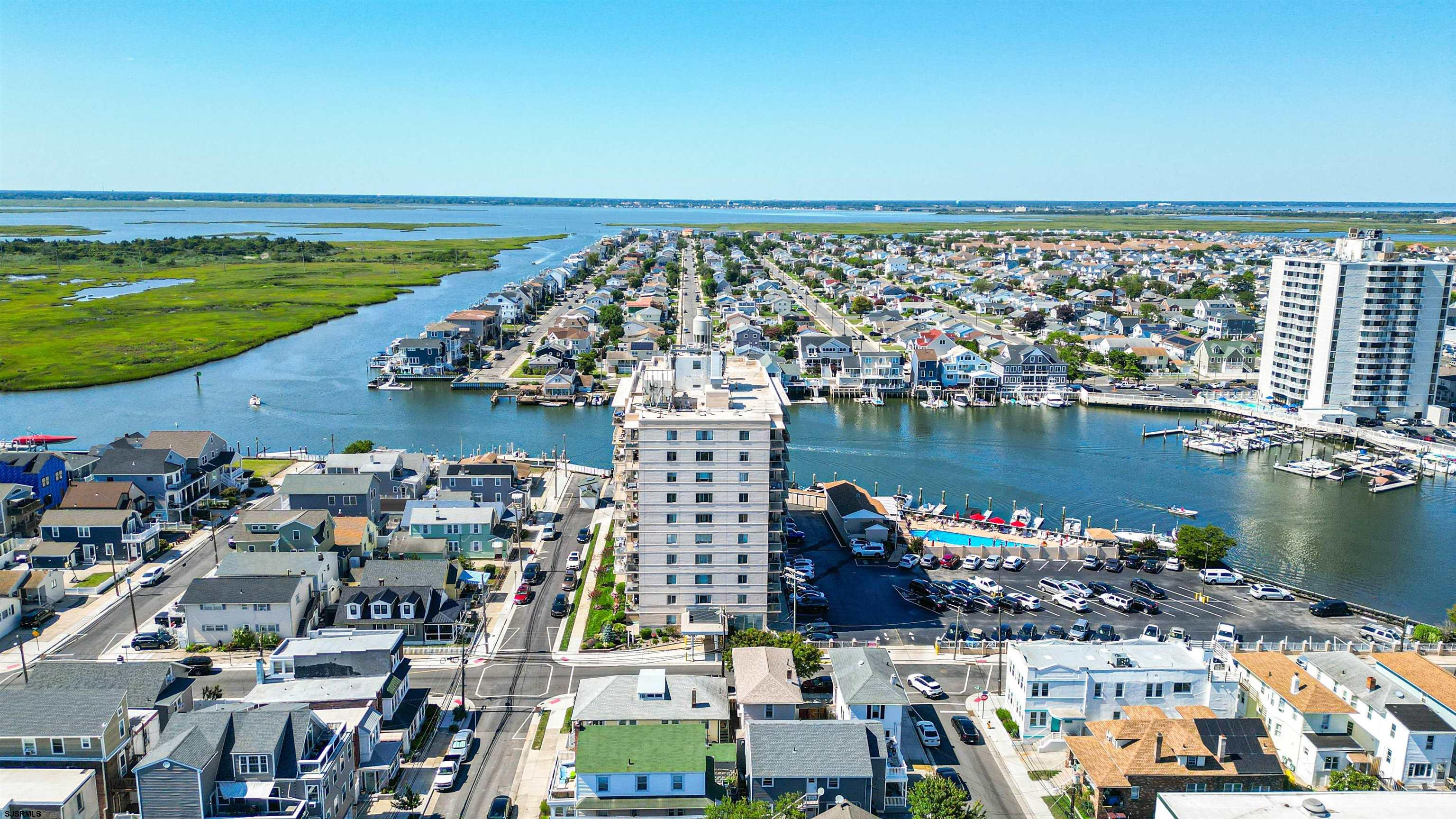 6101 Monmouth Ave Unit: 703