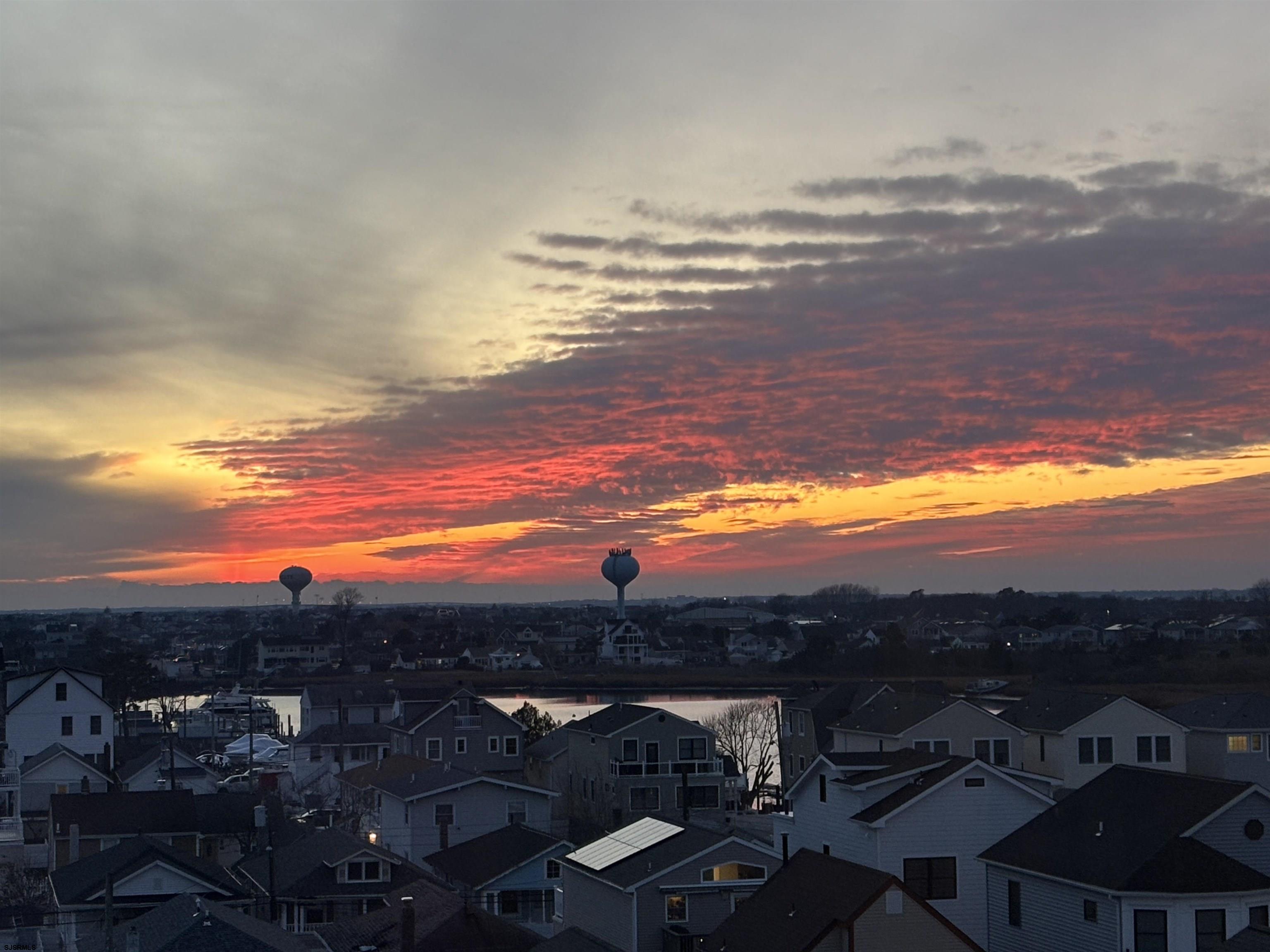 6101 Monmouth Ave Unit: 703