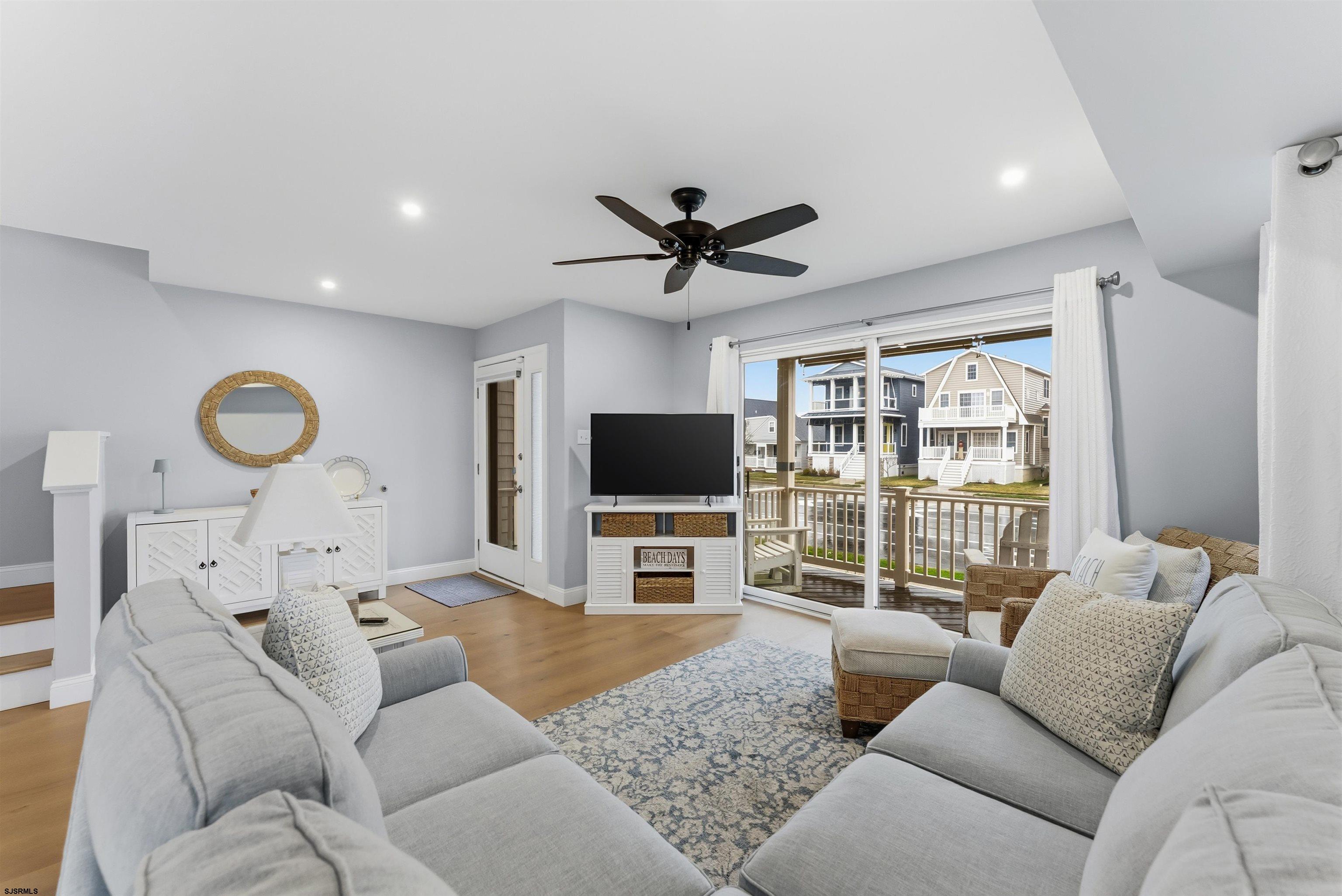 2301 West Ave Ave Unit: 2301