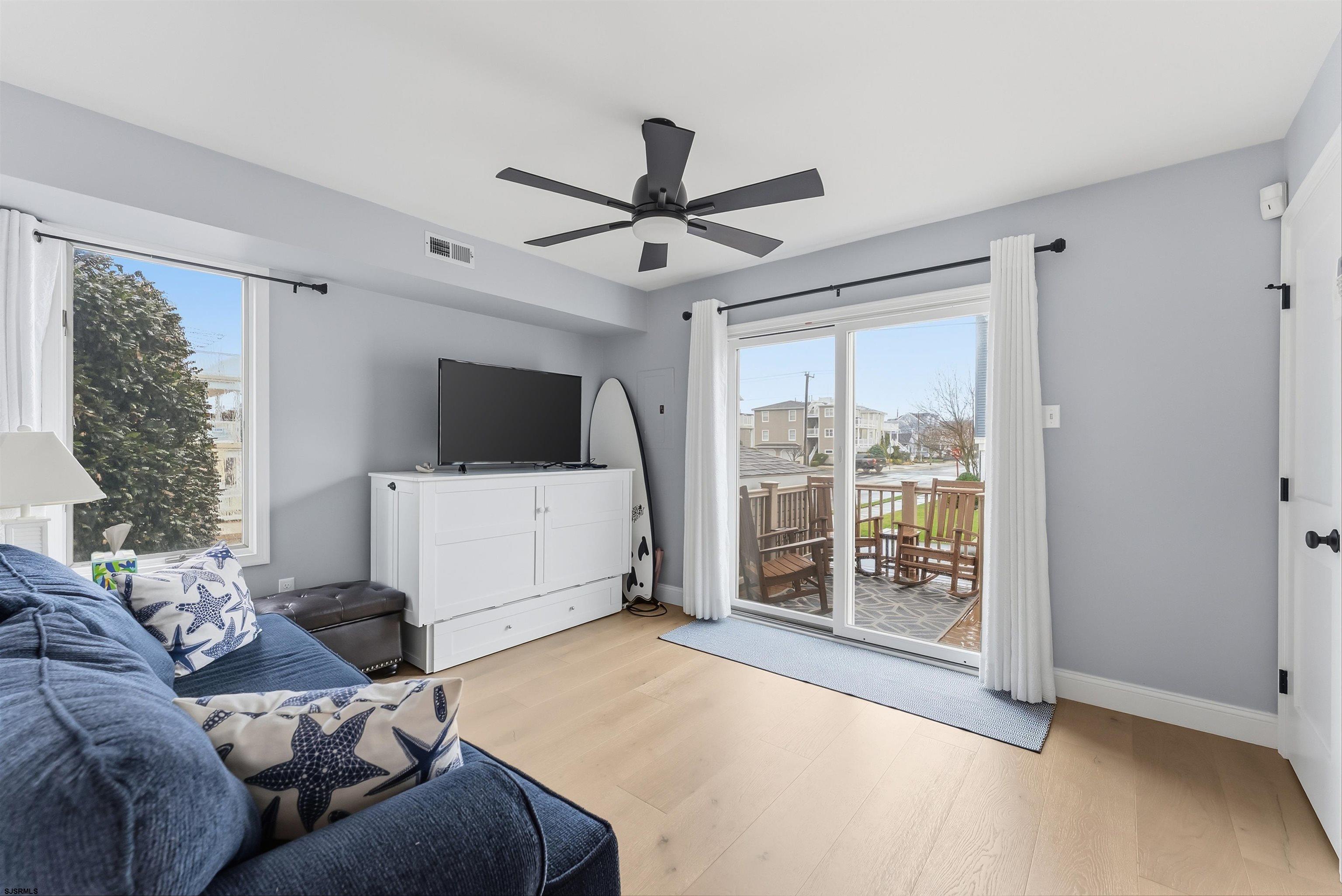 2301 West Ave Ave Unit: 2301