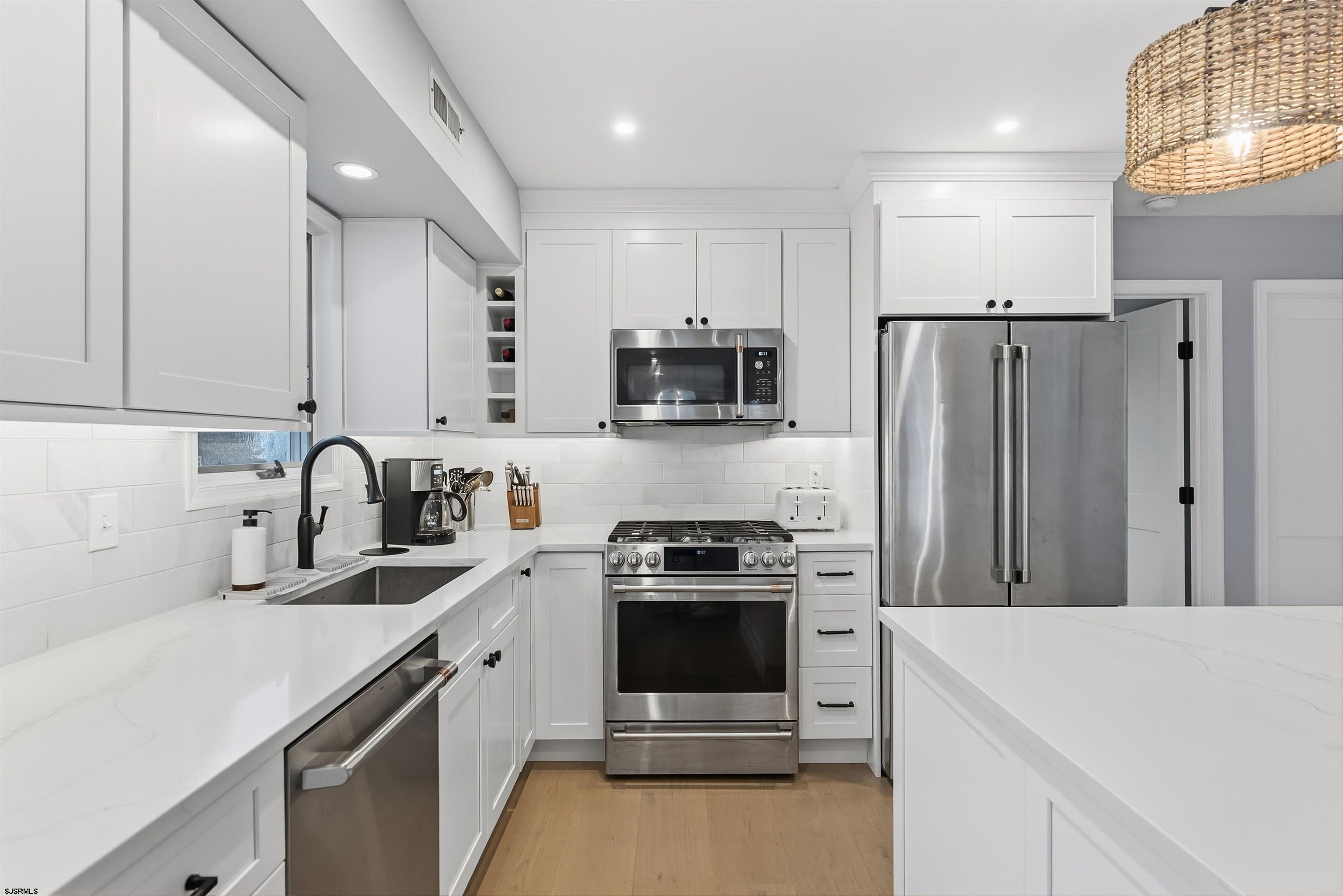 2301 West Ave Ave Unit: 2301