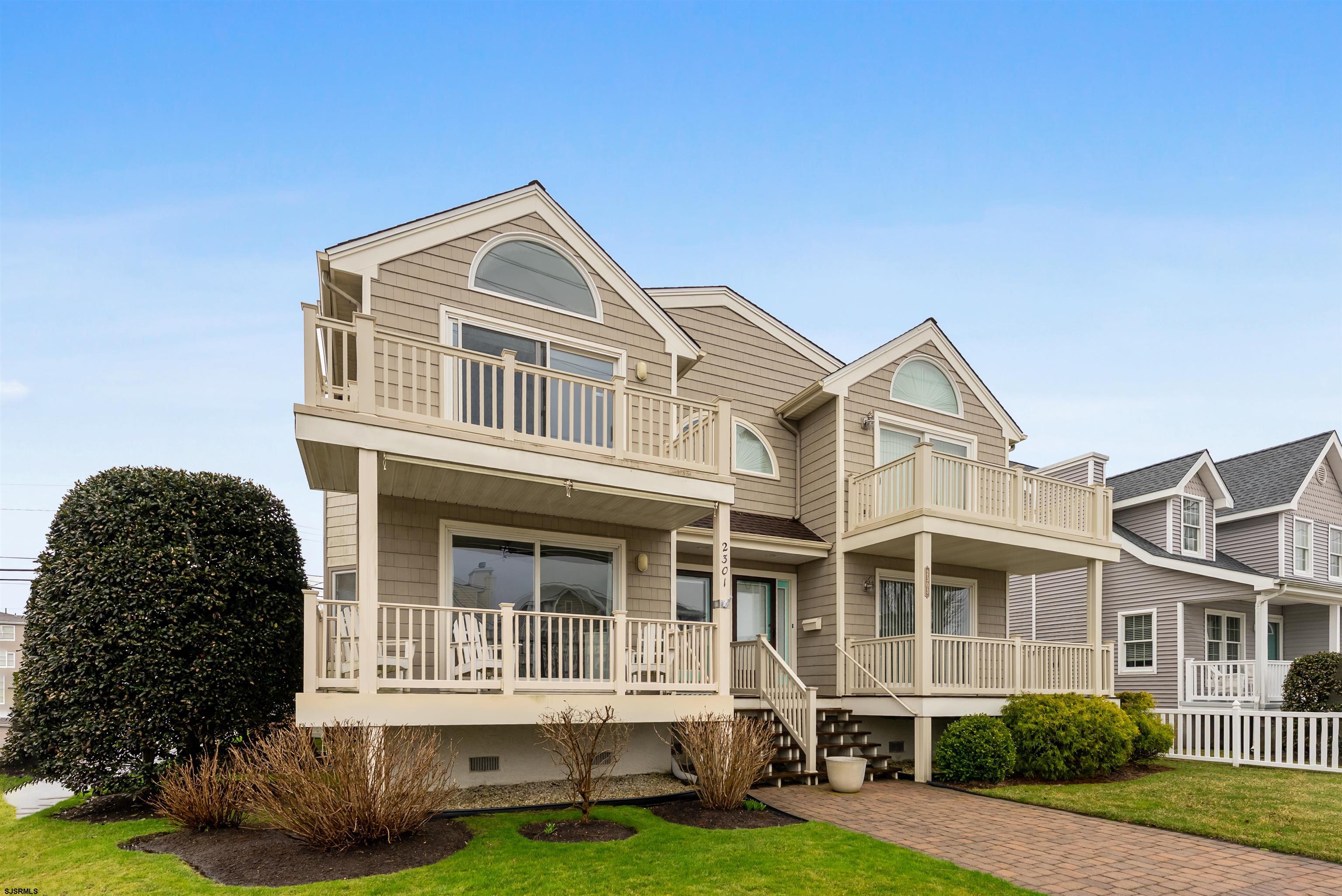 2301 West Ave Ave Unit: 2301