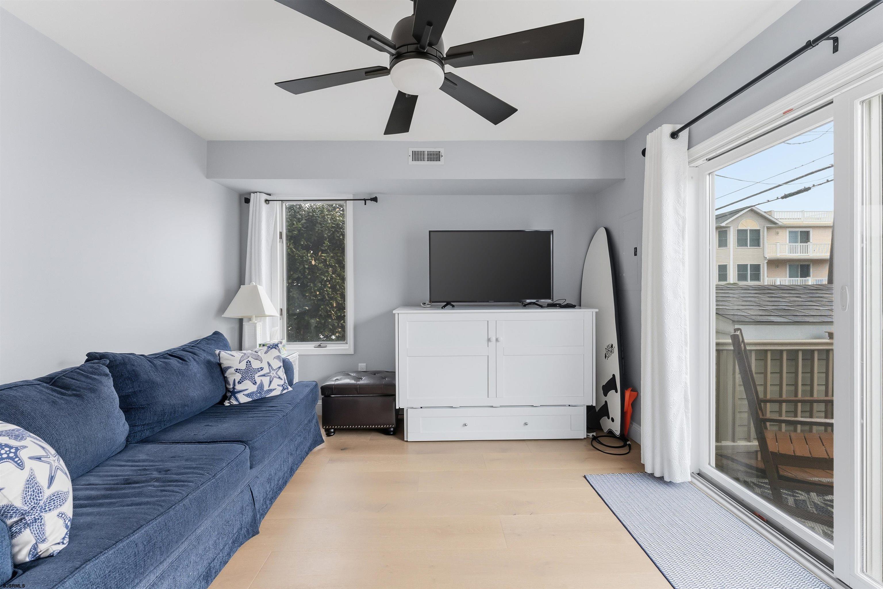 2301 West Ave Ave Unit: 2301