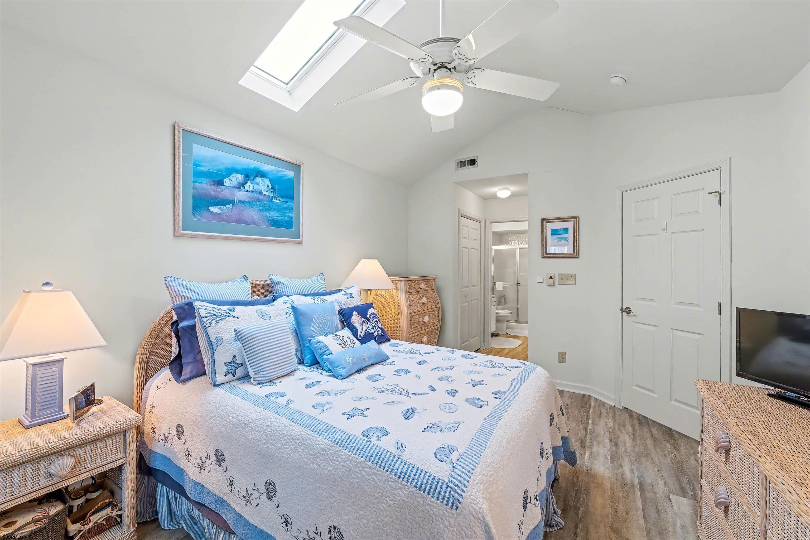 310 Roosevelt Blvd Unit: 2